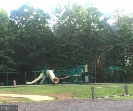 WILDERNESS SHORES - Residential Lease