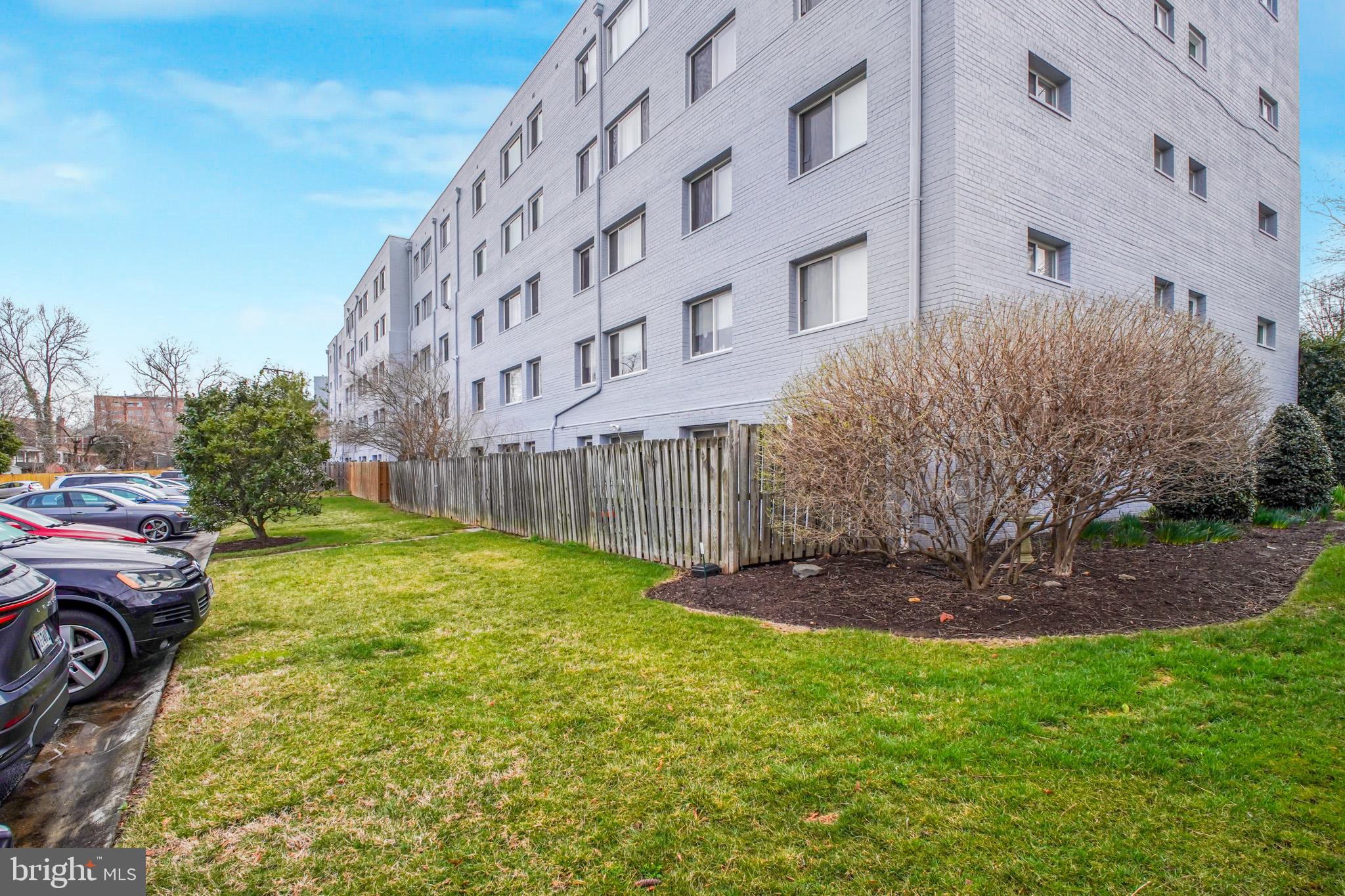 STRATTON HOUSE - Residential