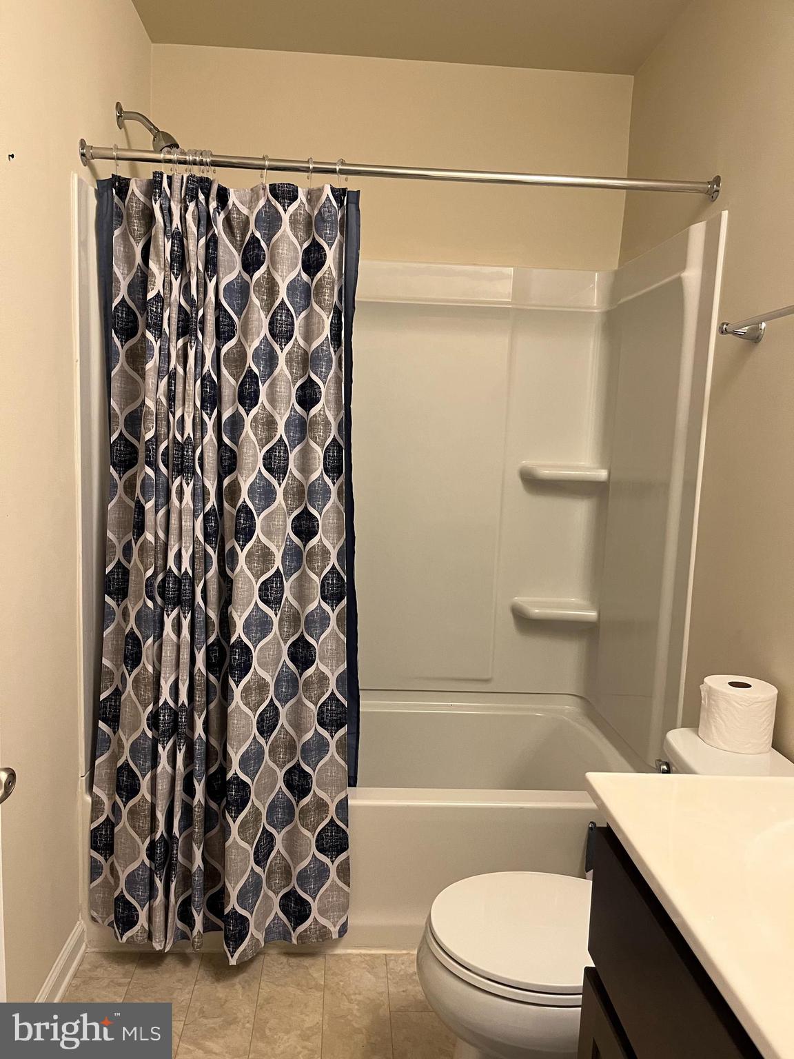 MARTINSBURG STATION - Residential Lease