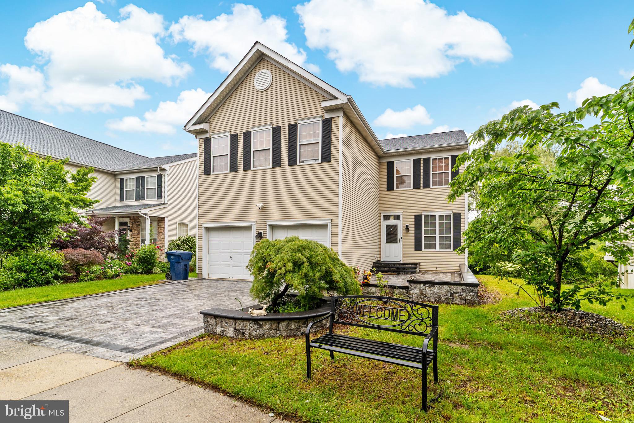 18 FOUNTAYNE LANE