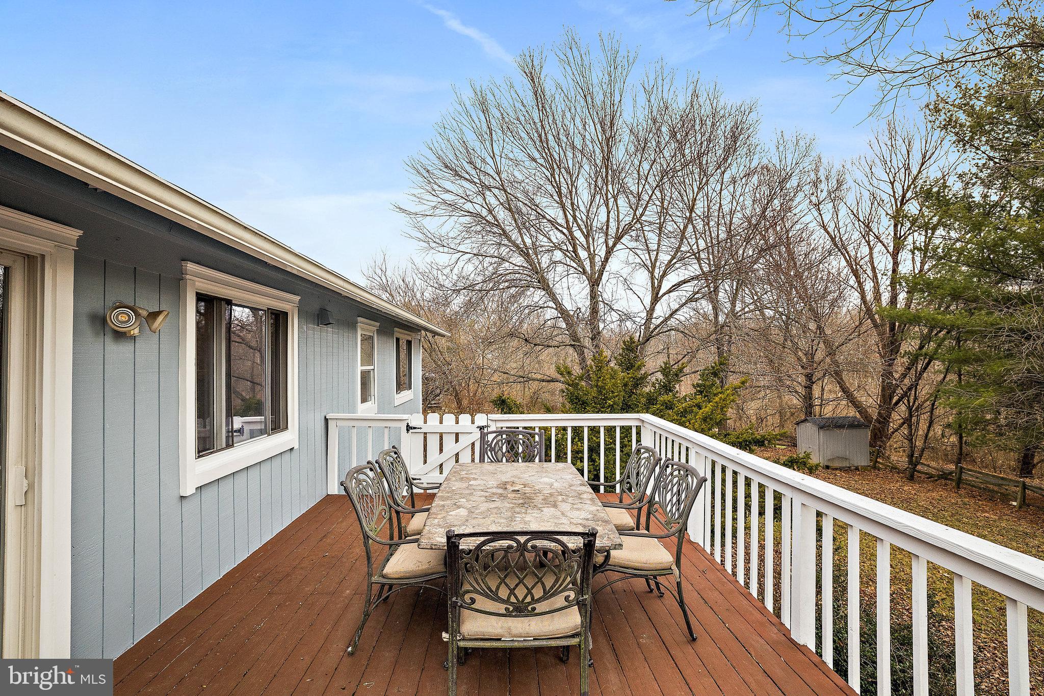 HUNTERS CREEK - Residential