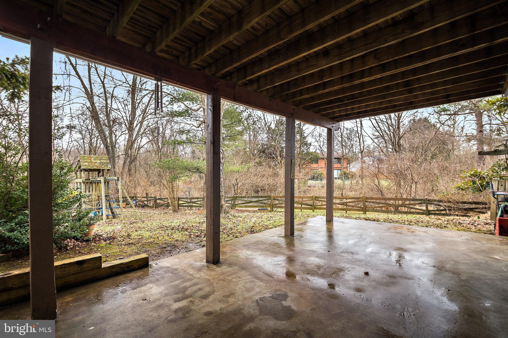 HUNTERS CREEK - Residential