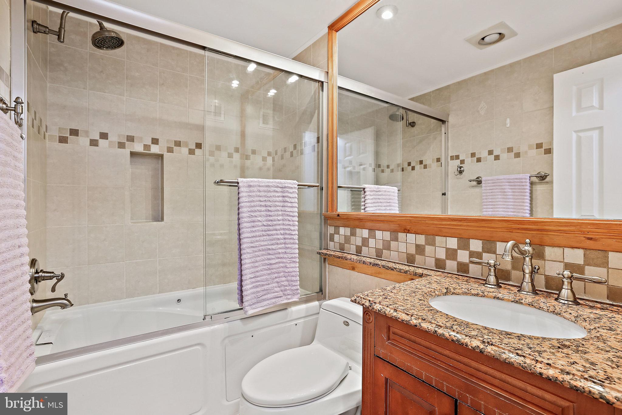 HUNTERS CREEK - Residential