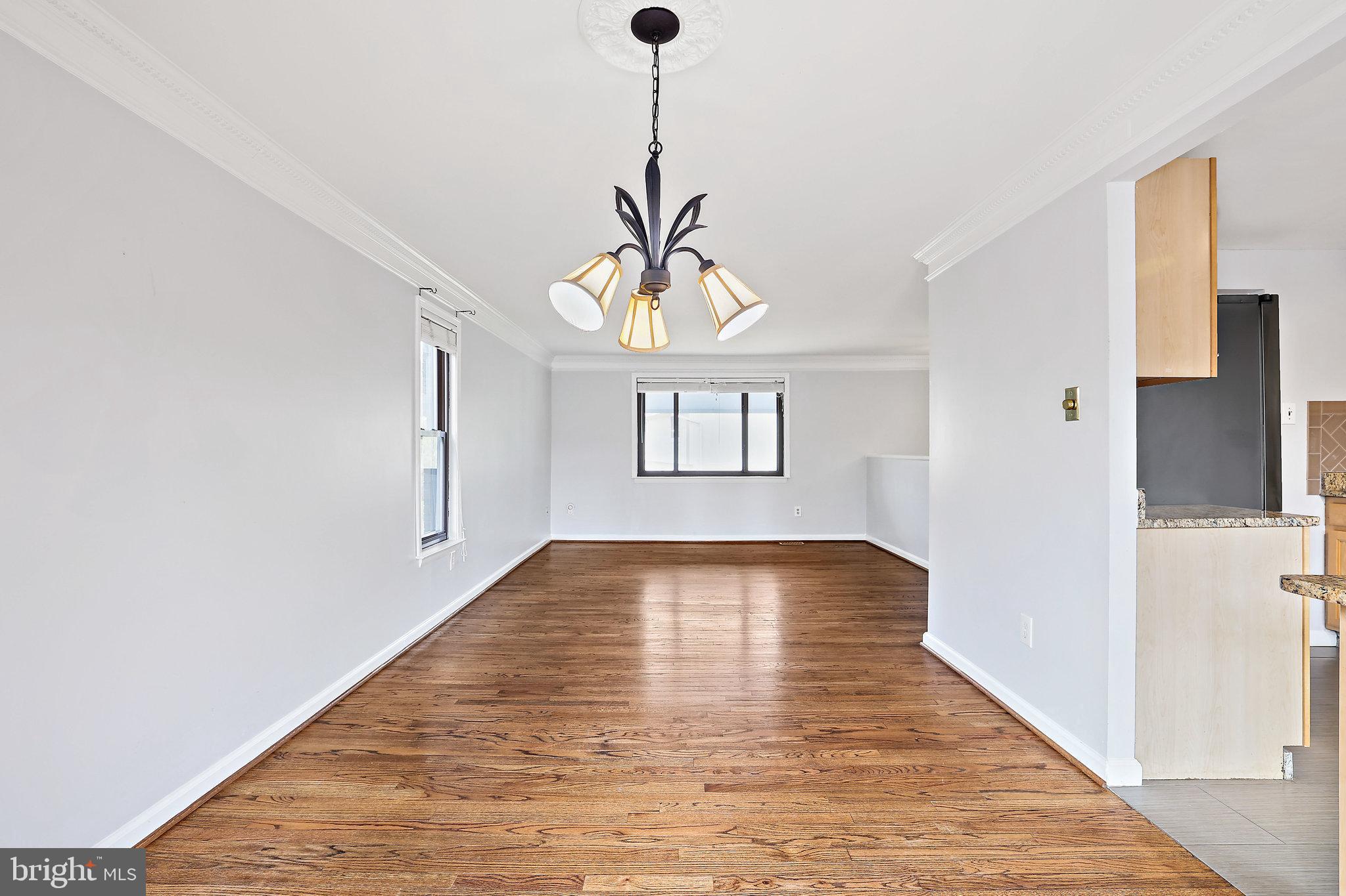 HUNTERS CREEK - Residential