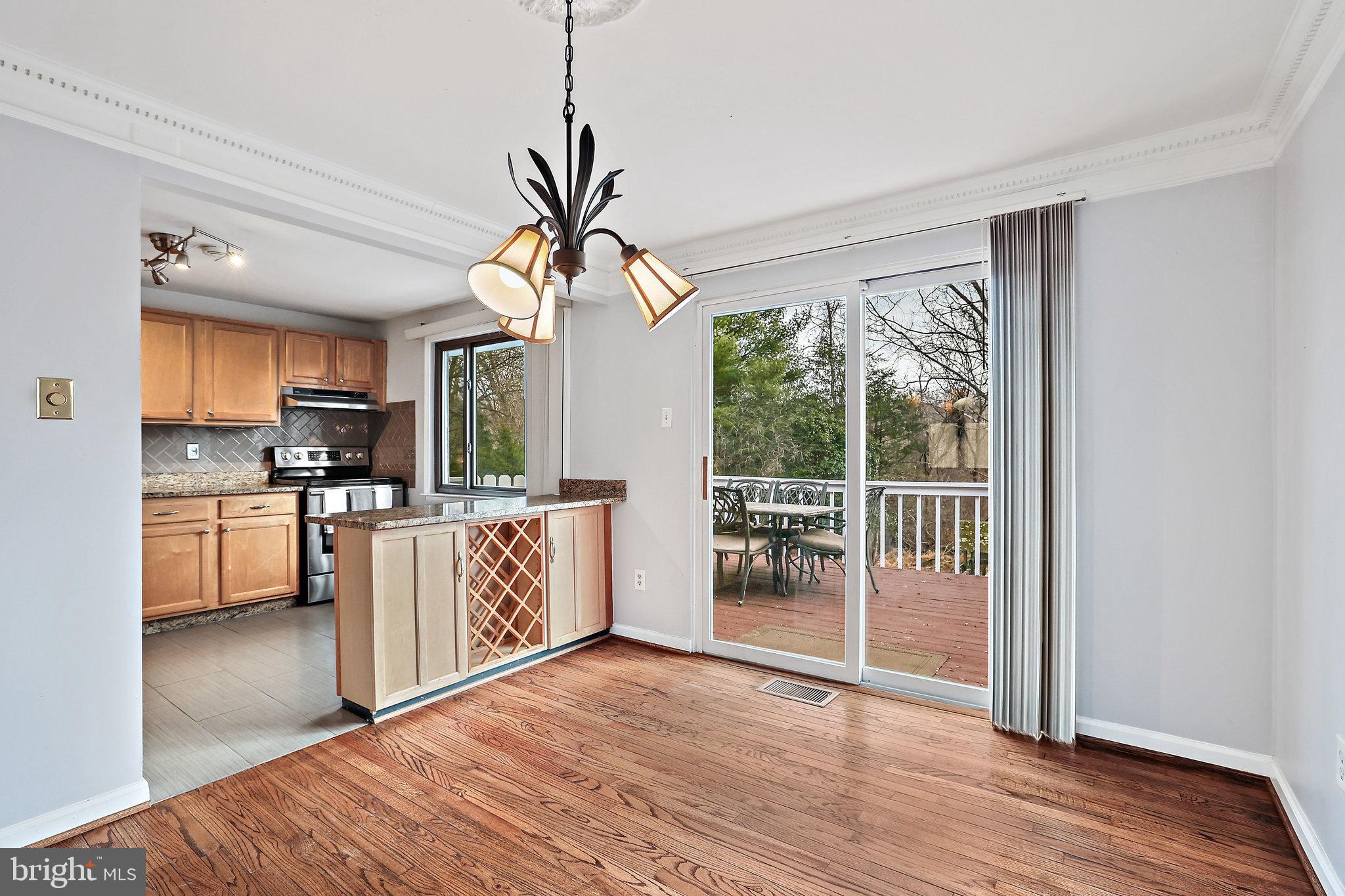 HUNTERS CREEK - Residential