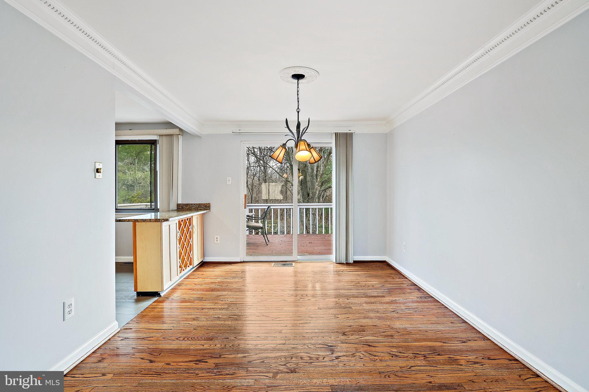 HUNTERS CREEK - Residential