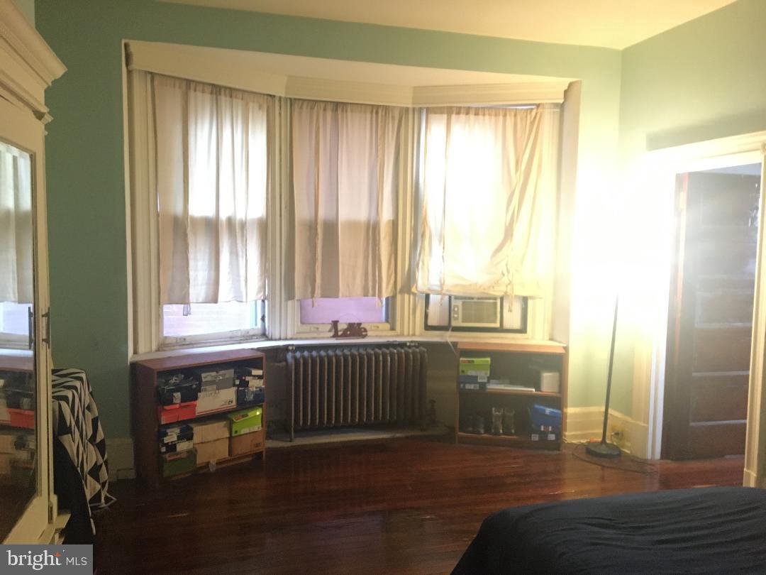 NORRIS SQUARE - Residential Income