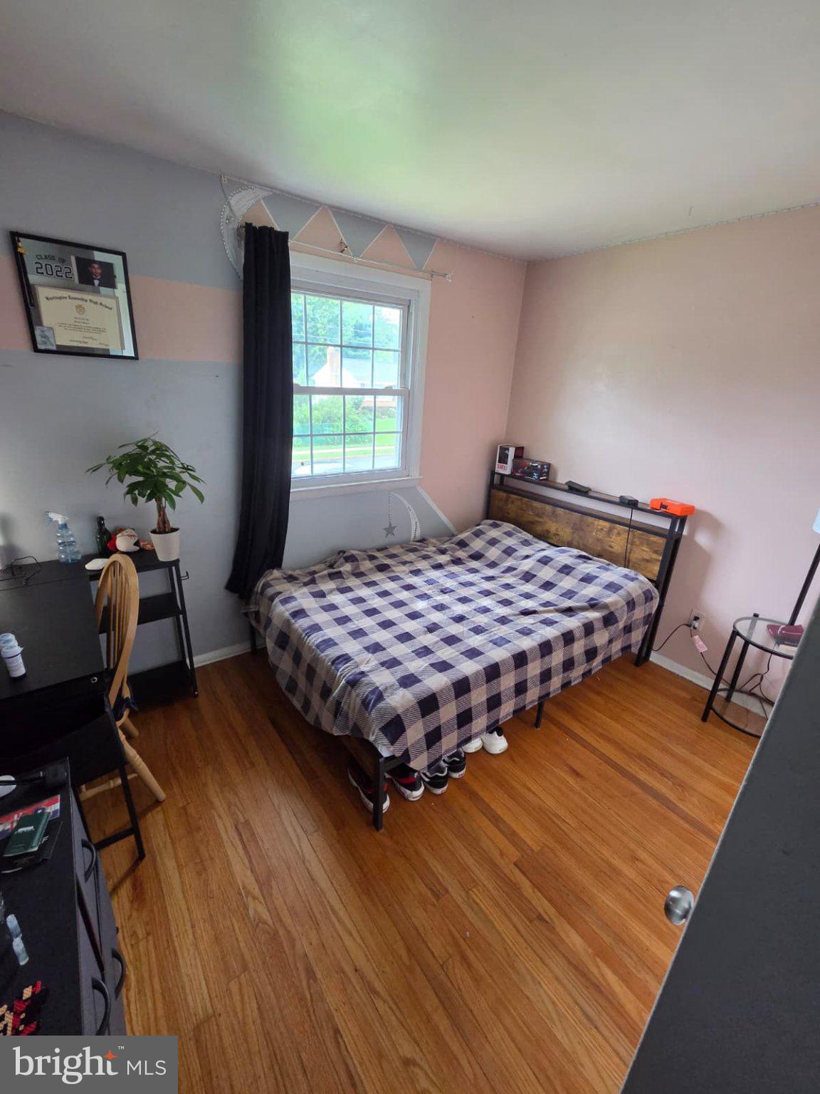 2 WALNUT DRIVE