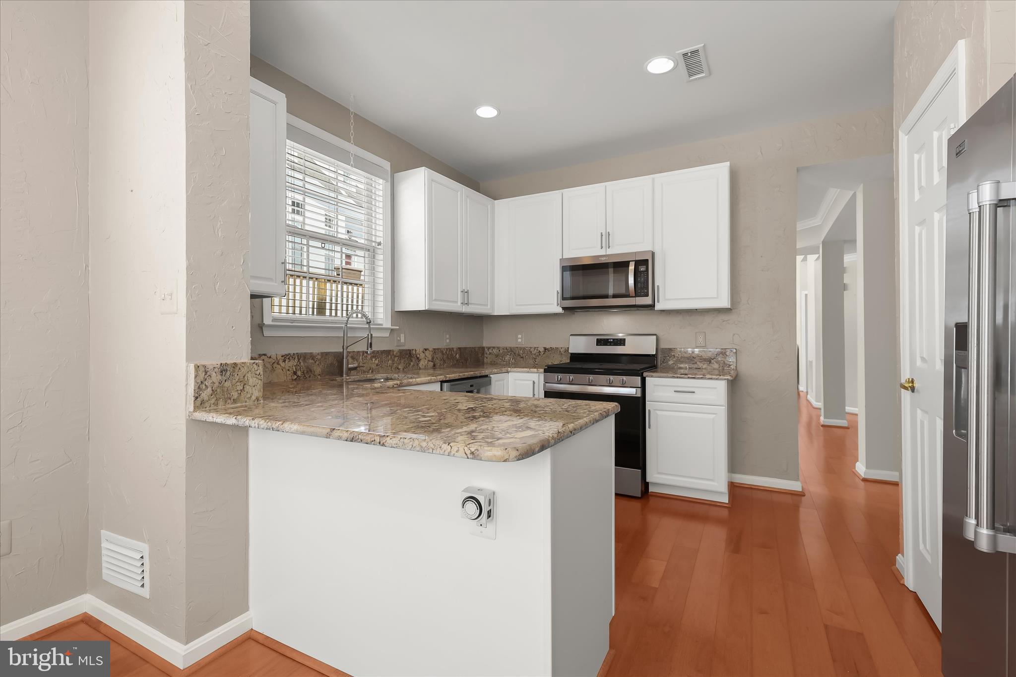 GREY ROCK VILLAS - Residential