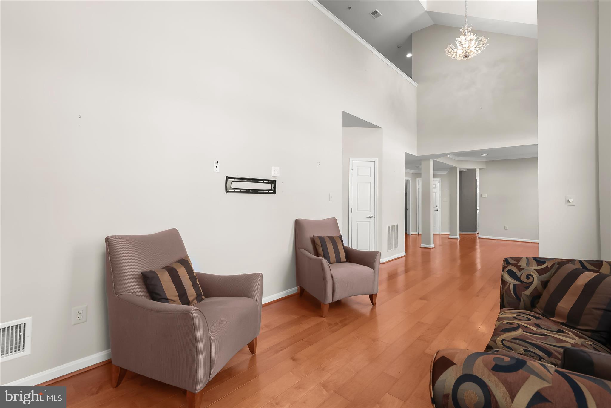 GREY ROCK VILLAS - Residential