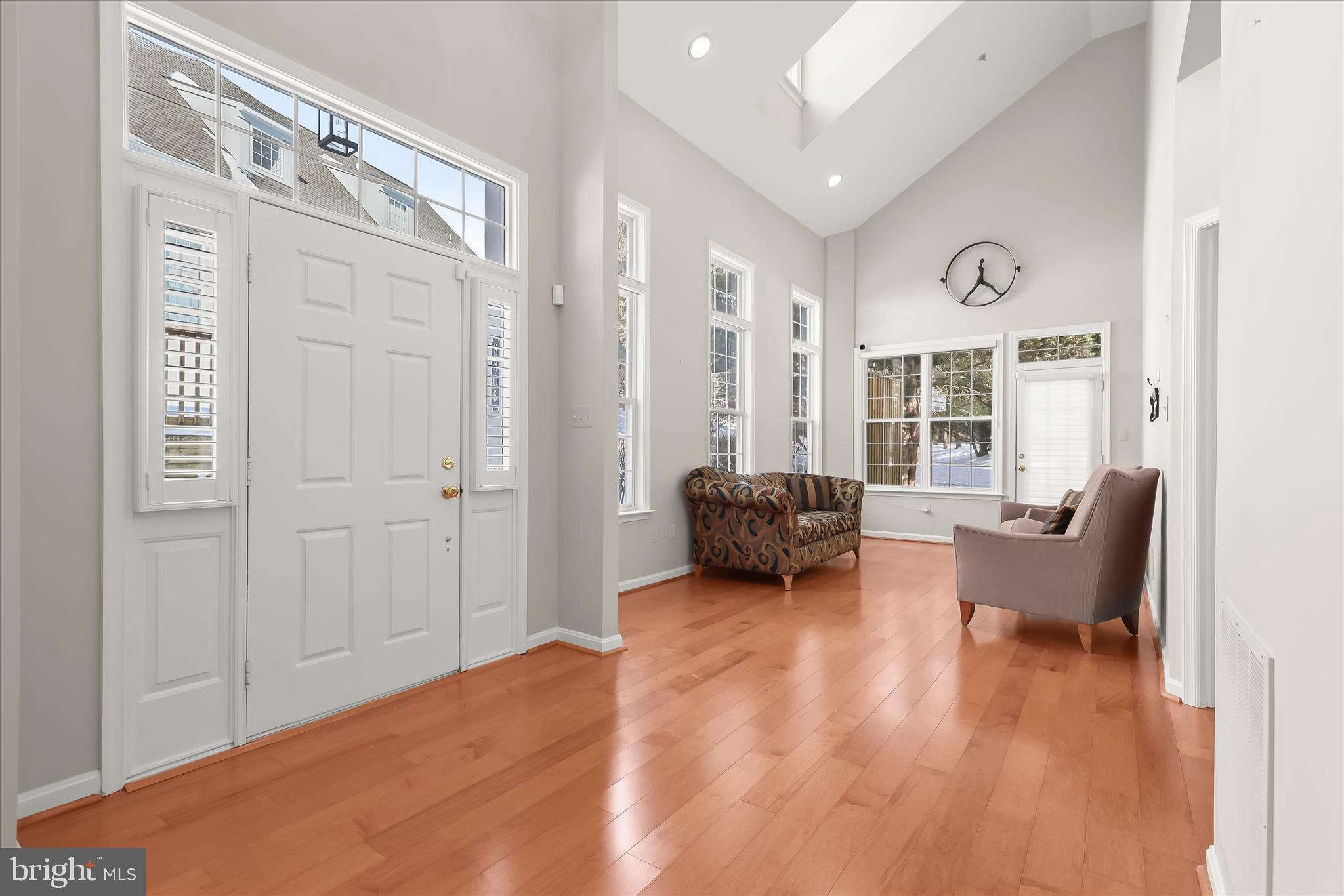 GREY ROCK VILLAS - Residential