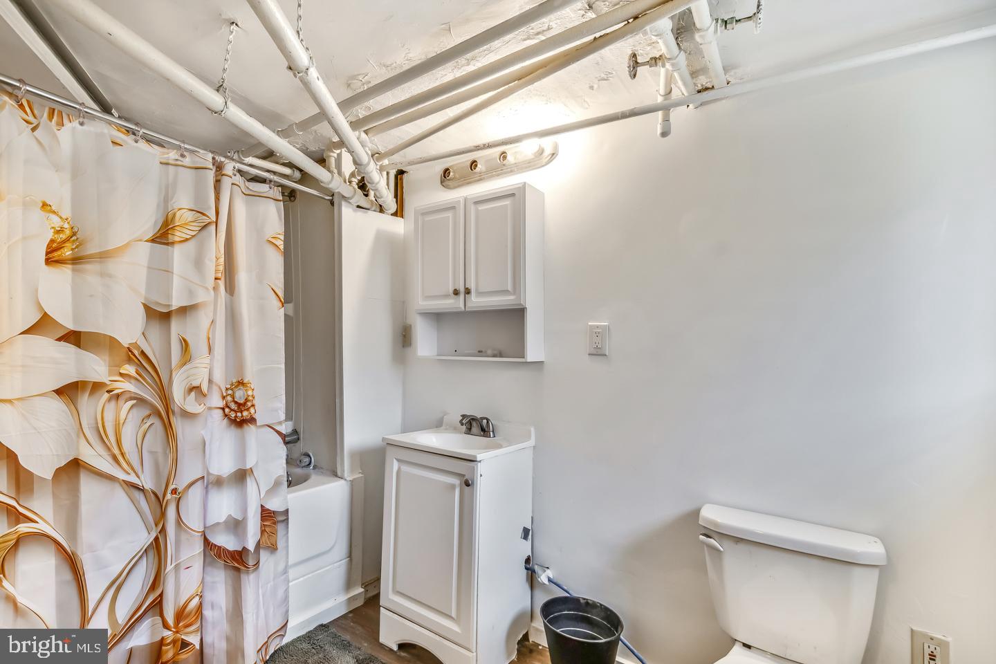 COBBS CREEK - Residential