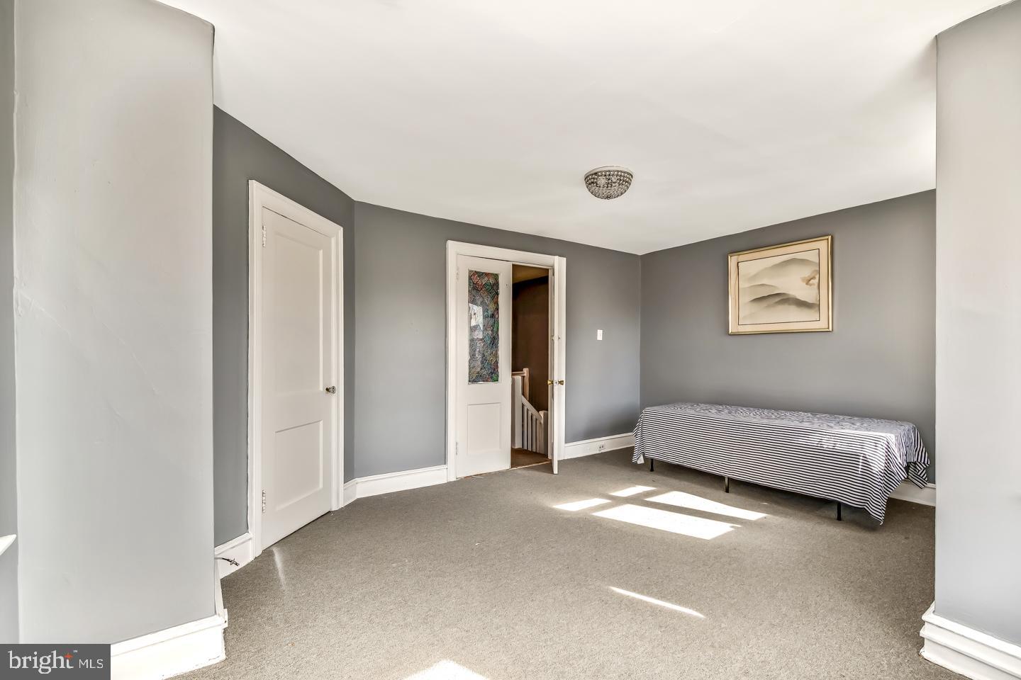 COBBS CREEK - Residential