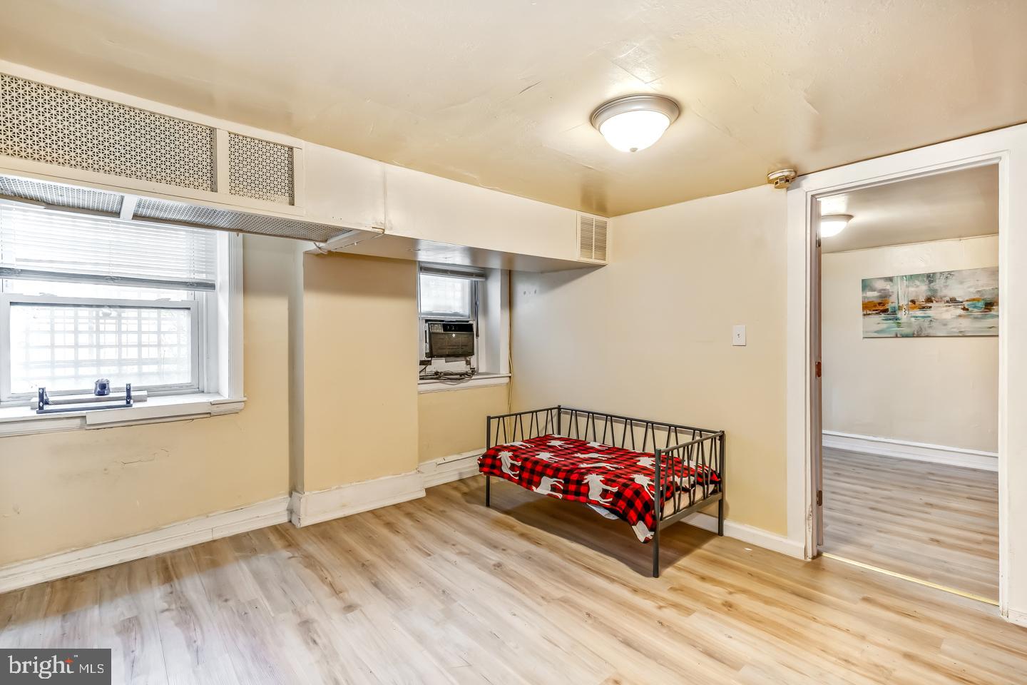 COBBS CREEK - Residential