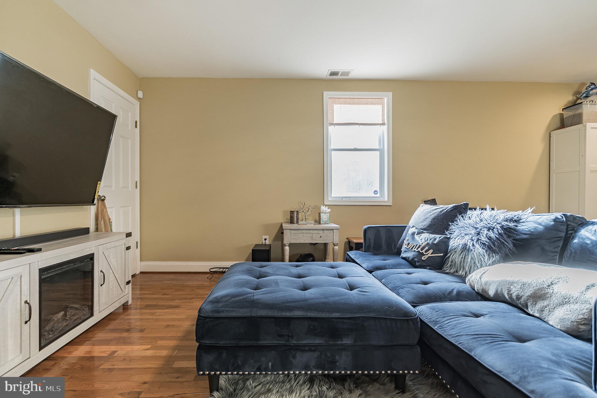 TOLSON HEIGHTS - Residential