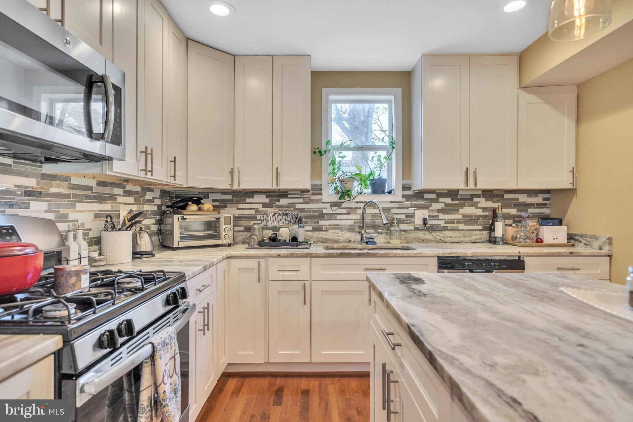 TOLSON HEIGHTS - Residential