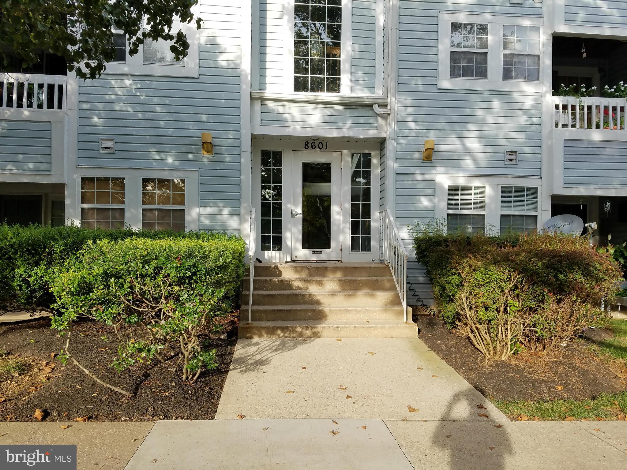 VILLAGE OF MONTGOMERY RUN - Residential