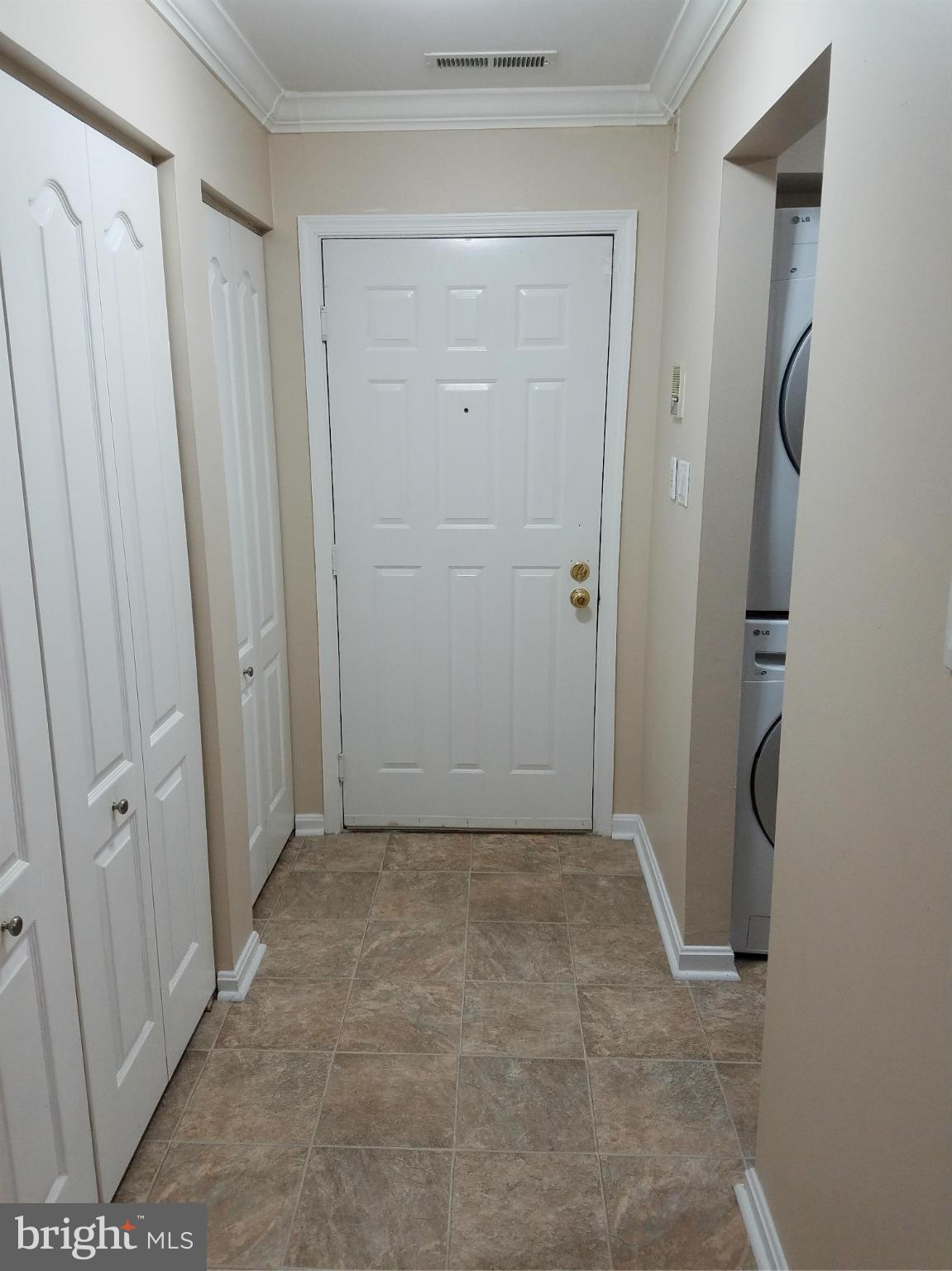 VILLAGE OF MONTGOMERY RUN - Residential