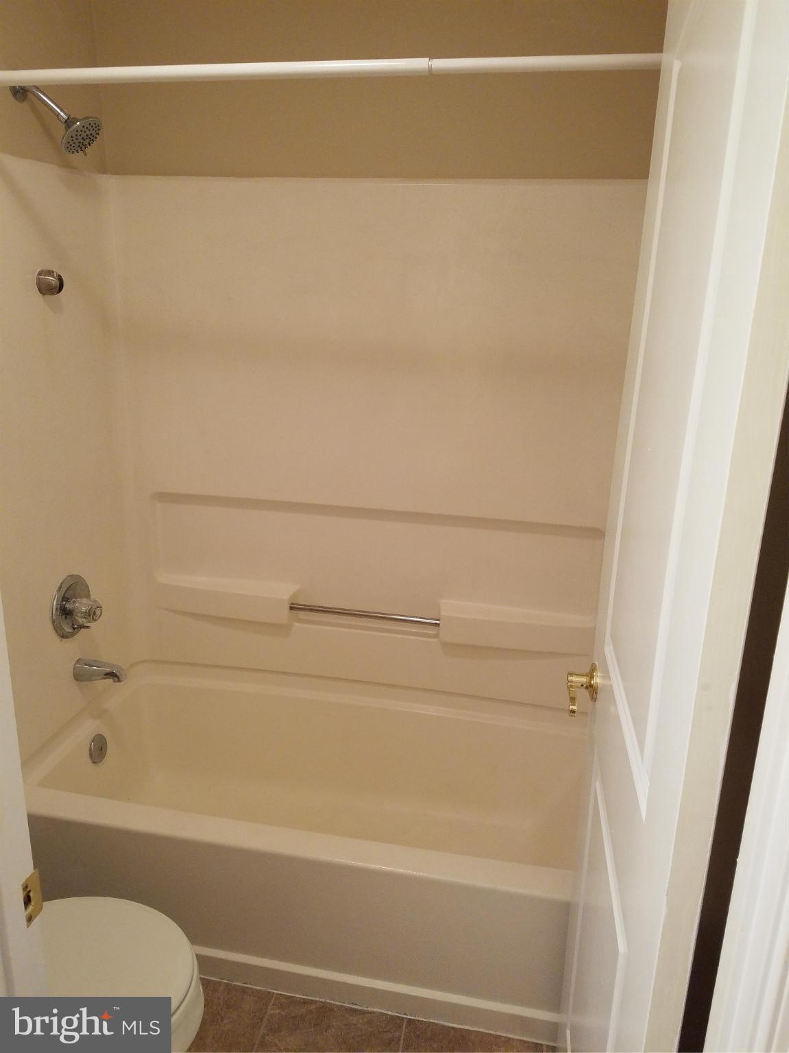 VILLAGE OF MONTGOMERY RUN - Residential