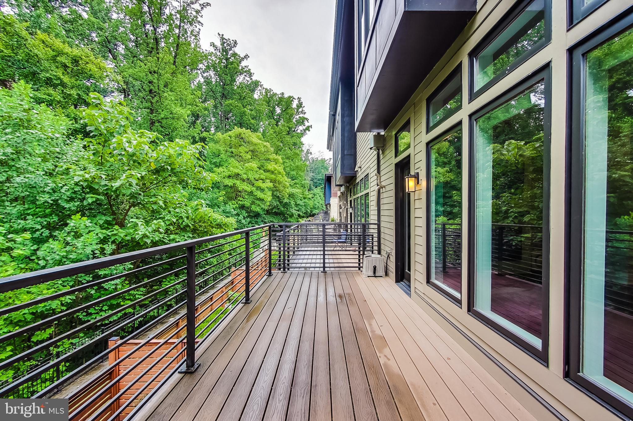 GROSVENOR HEIGHTS - Residential