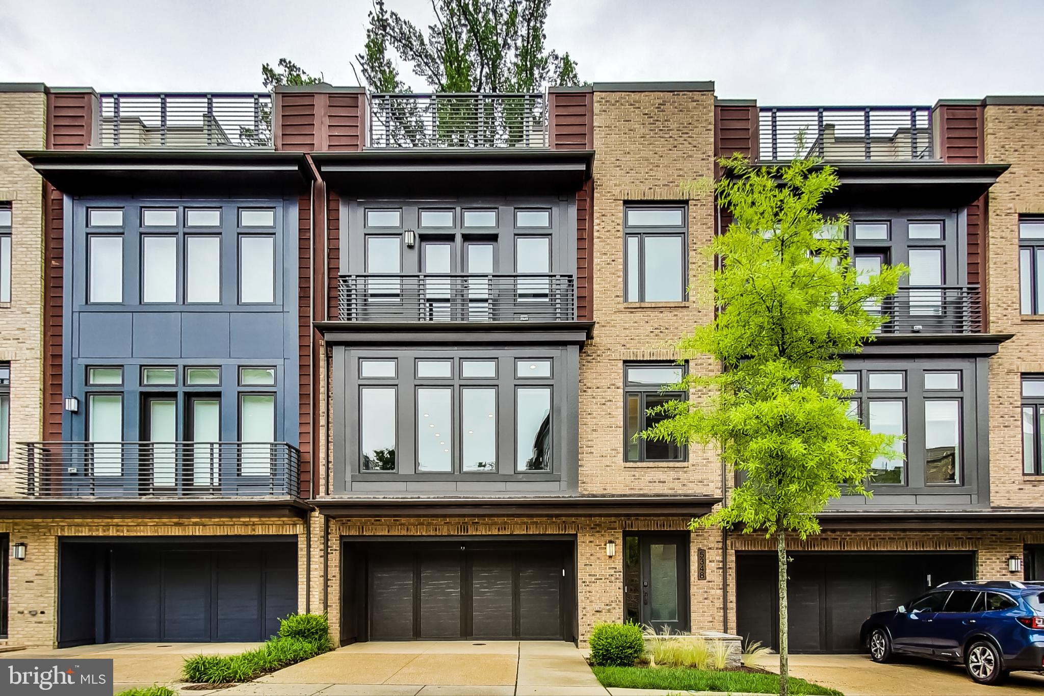 GROSVENOR HEIGHTS - Residential