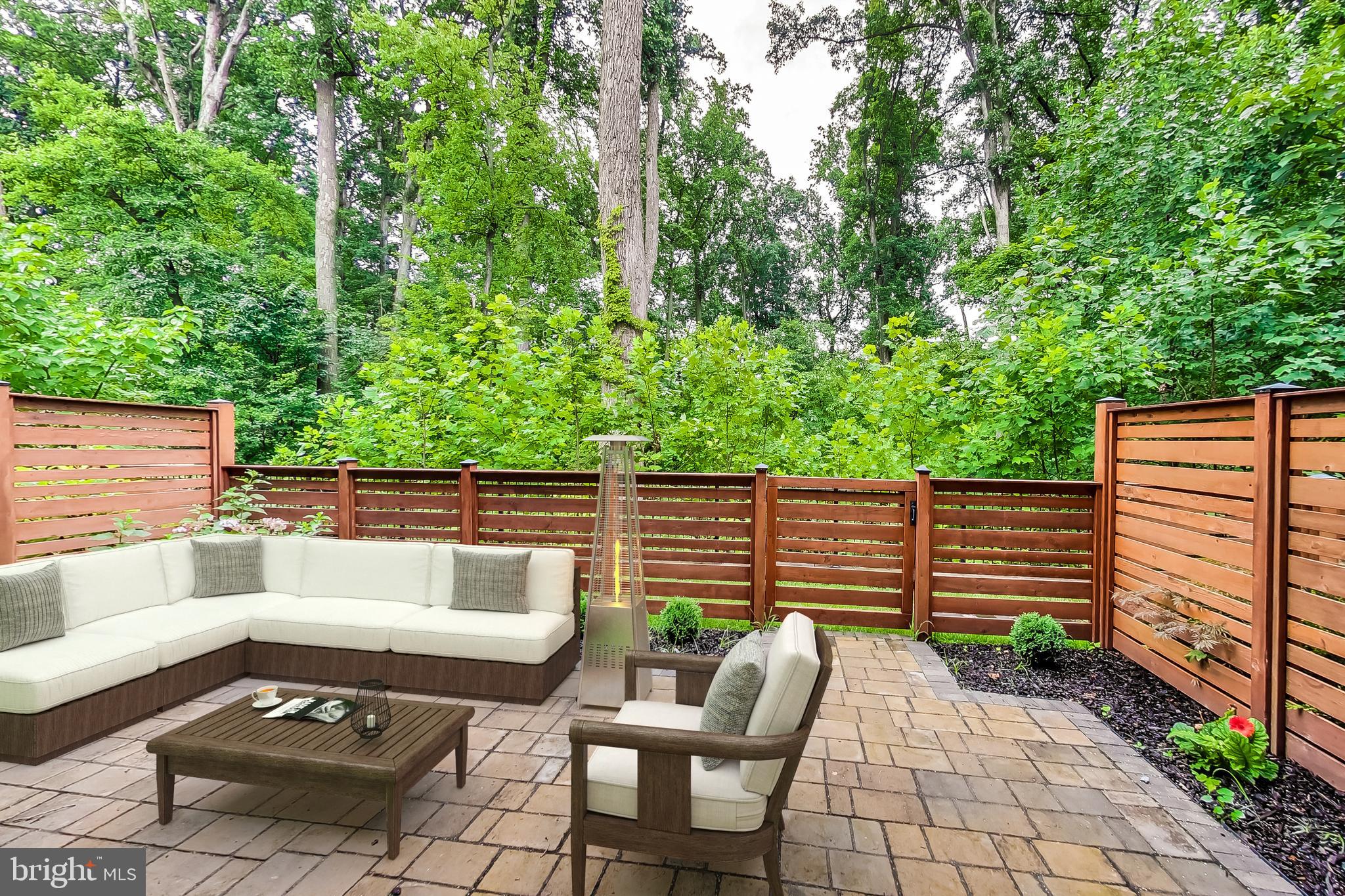 GROSVENOR HEIGHTS - Residential