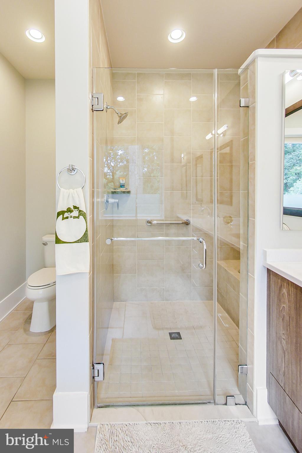 GROSVENOR HEIGHTS - Residential