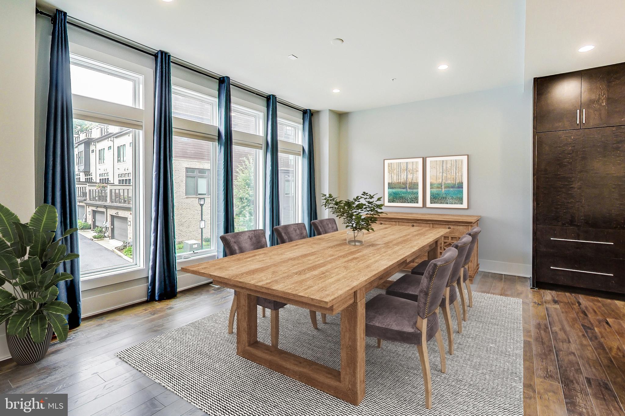 GROSVENOR HEIGHTS - Residential