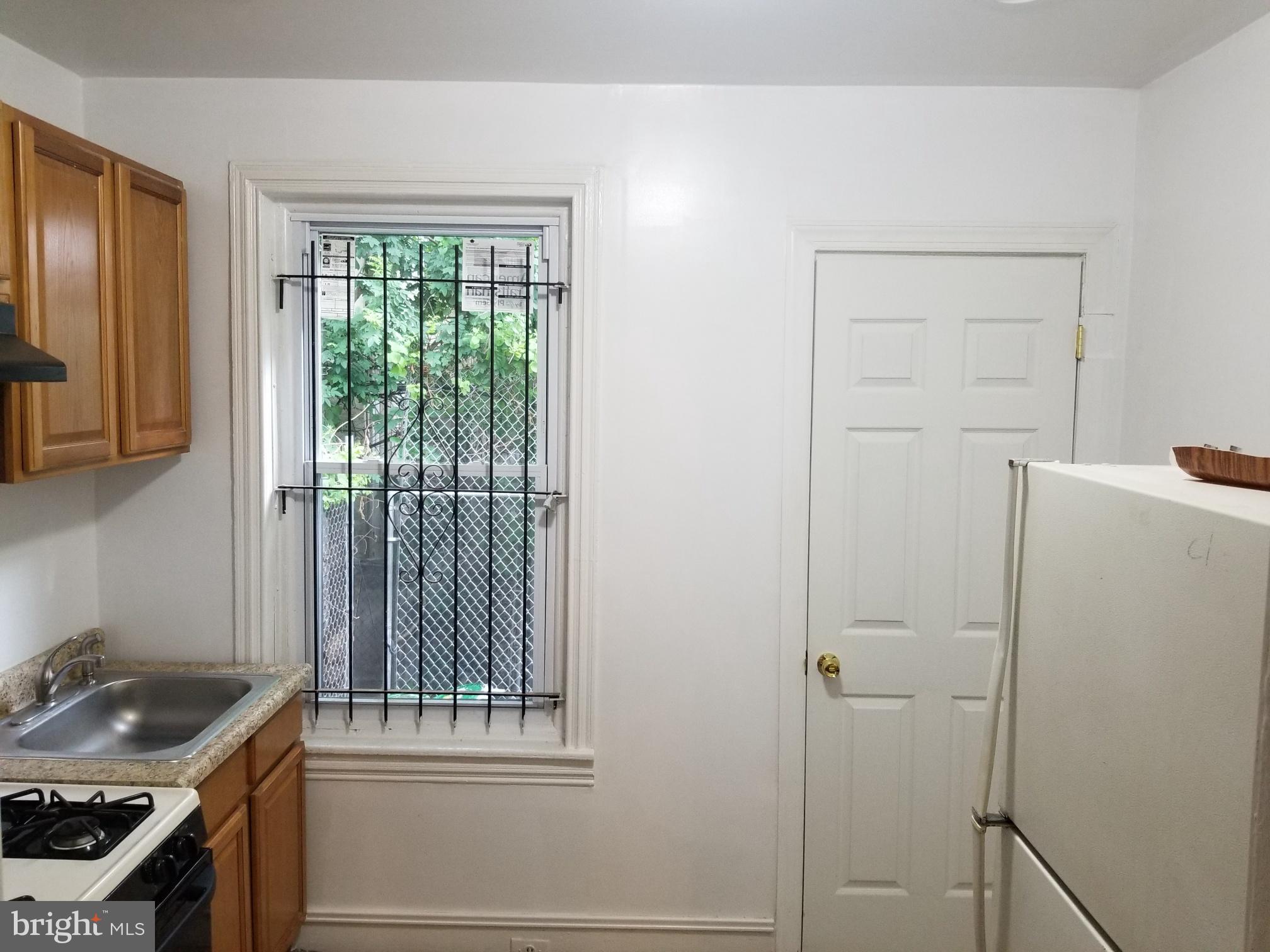 PHILADELPHIA (NORTHWEST) - Residential Lease