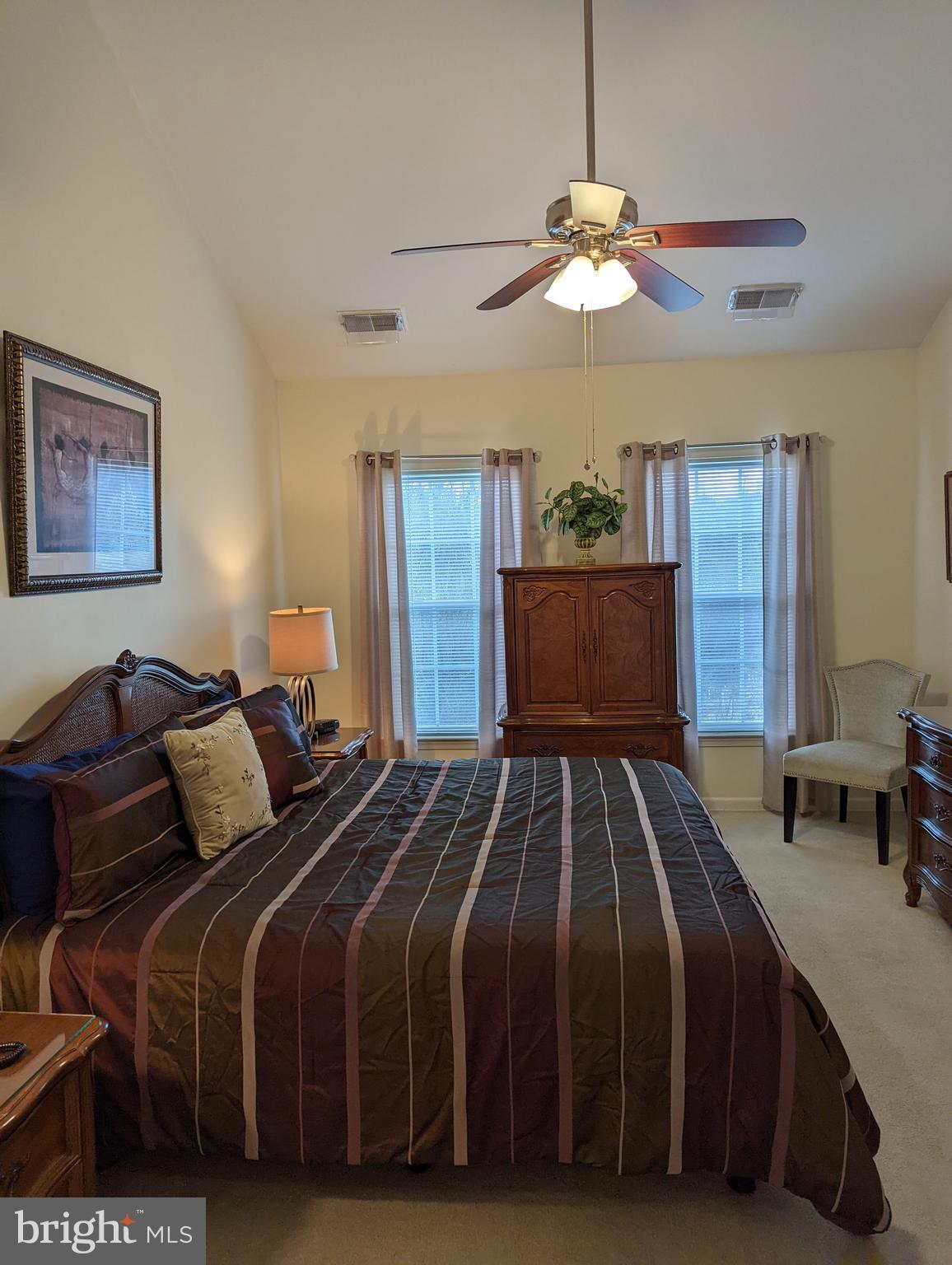 HEARTHSTONE AT VILLAGE CREST CONDOMINIUMS - Residential