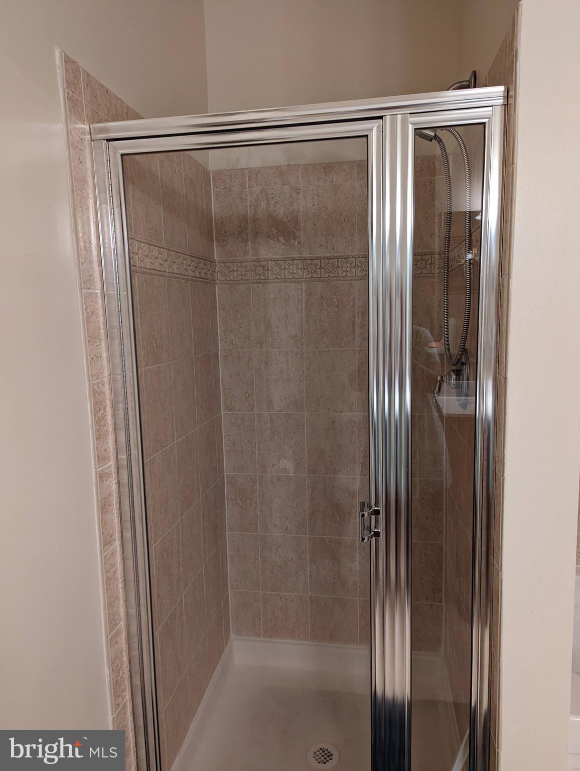 HEARTHSTONE AT VILLAGE CREST CONDOMINIUMS - Residential