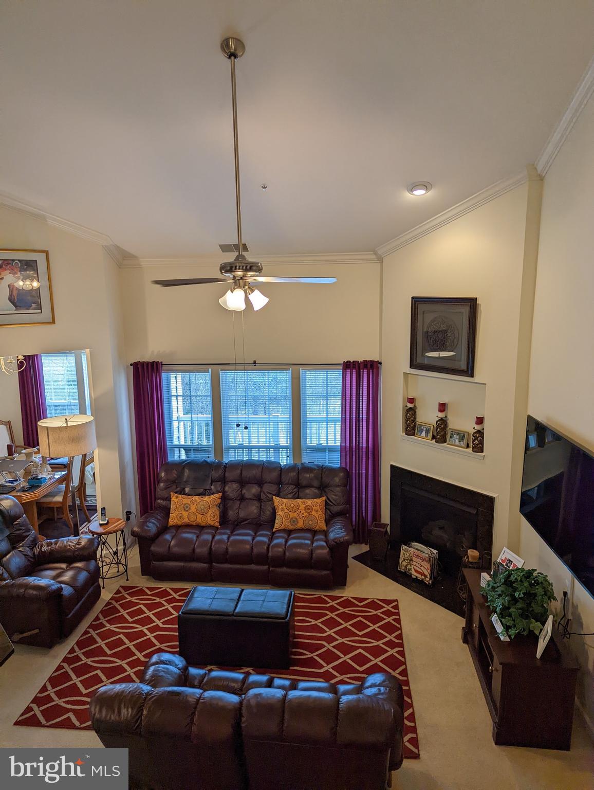 HEARTHSTONE AT VILLAGE CREST CONDOMINIUMS - Residential