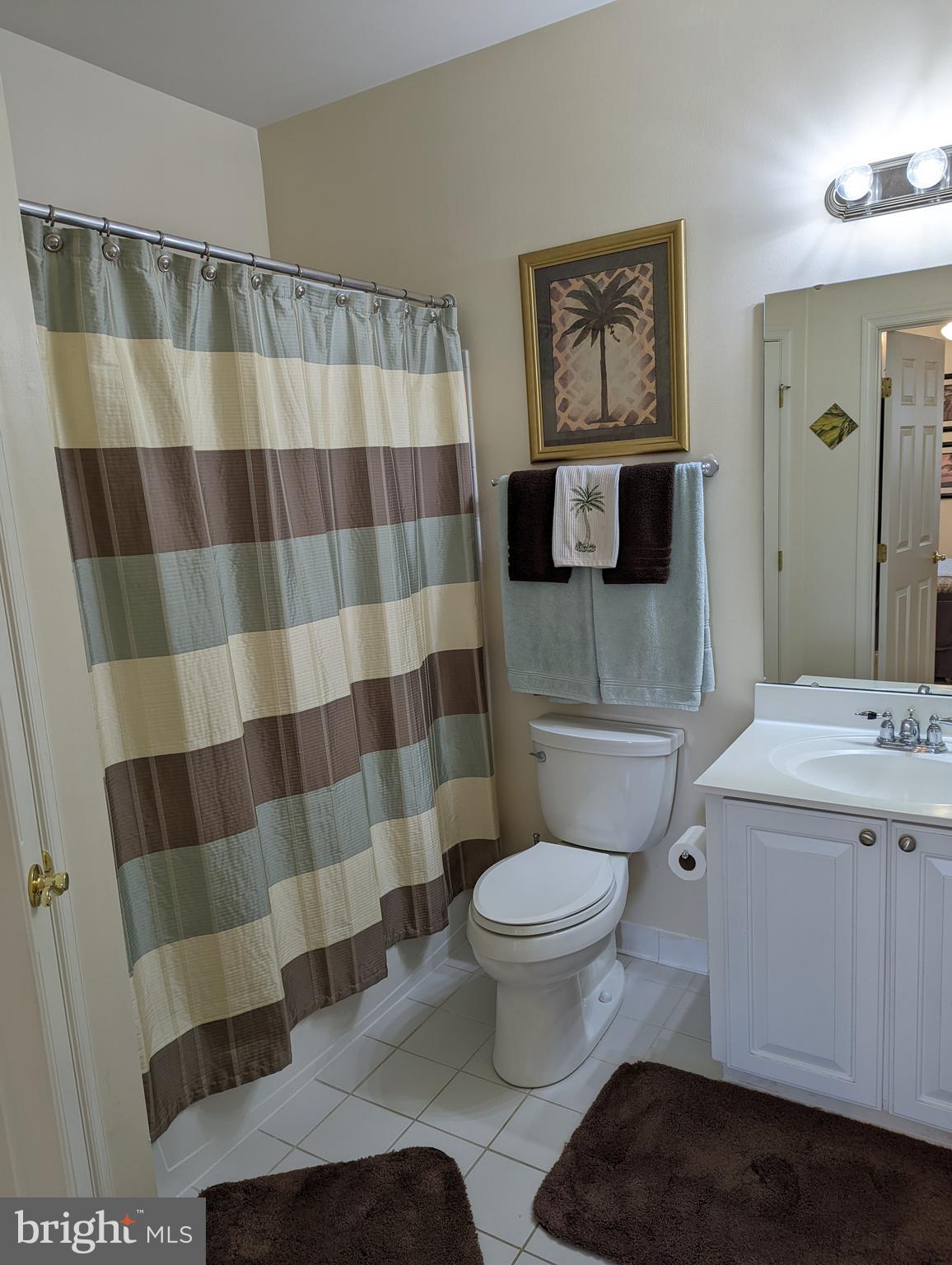 HEARTHSTONE AT VILLAGE CREST CONDOMINIUMS - Residential