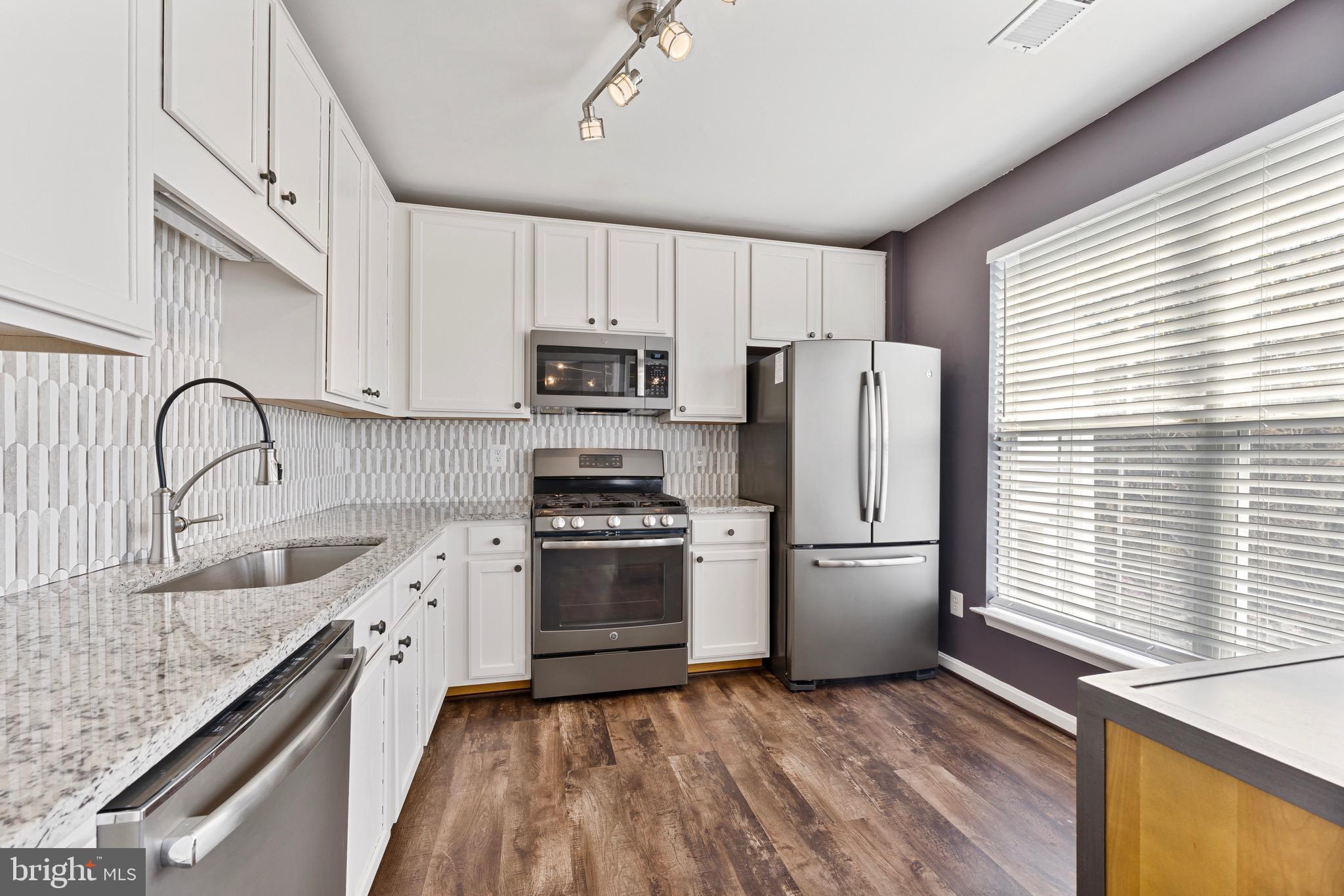 FAIR LAKES CONDO - Residential Lease