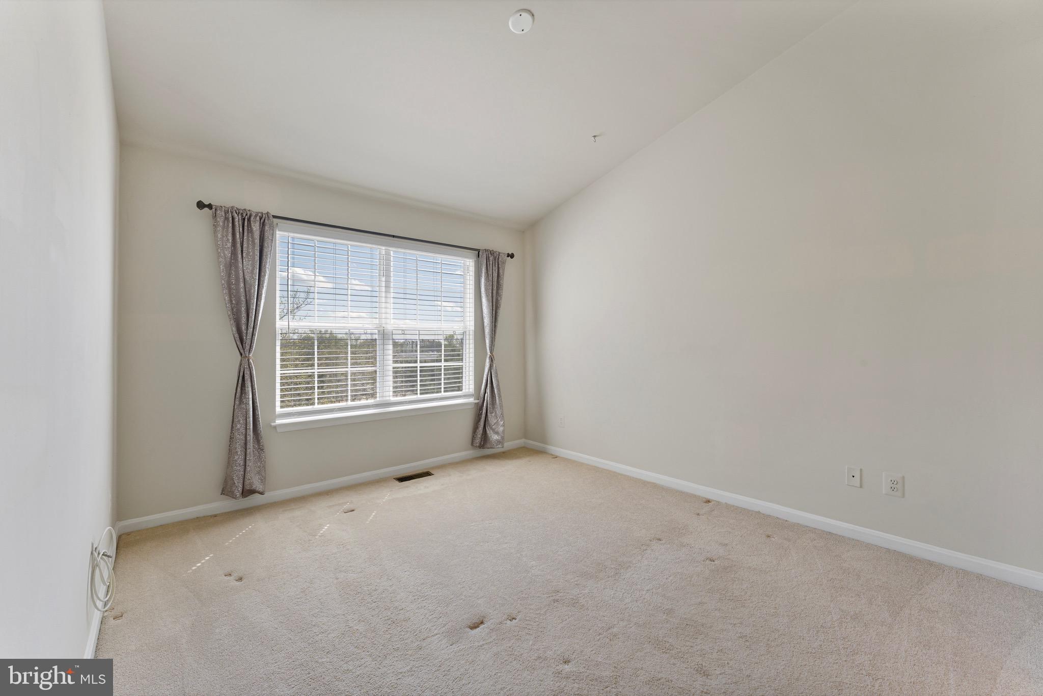 FAIR LAKES CONDO - Residential Lease