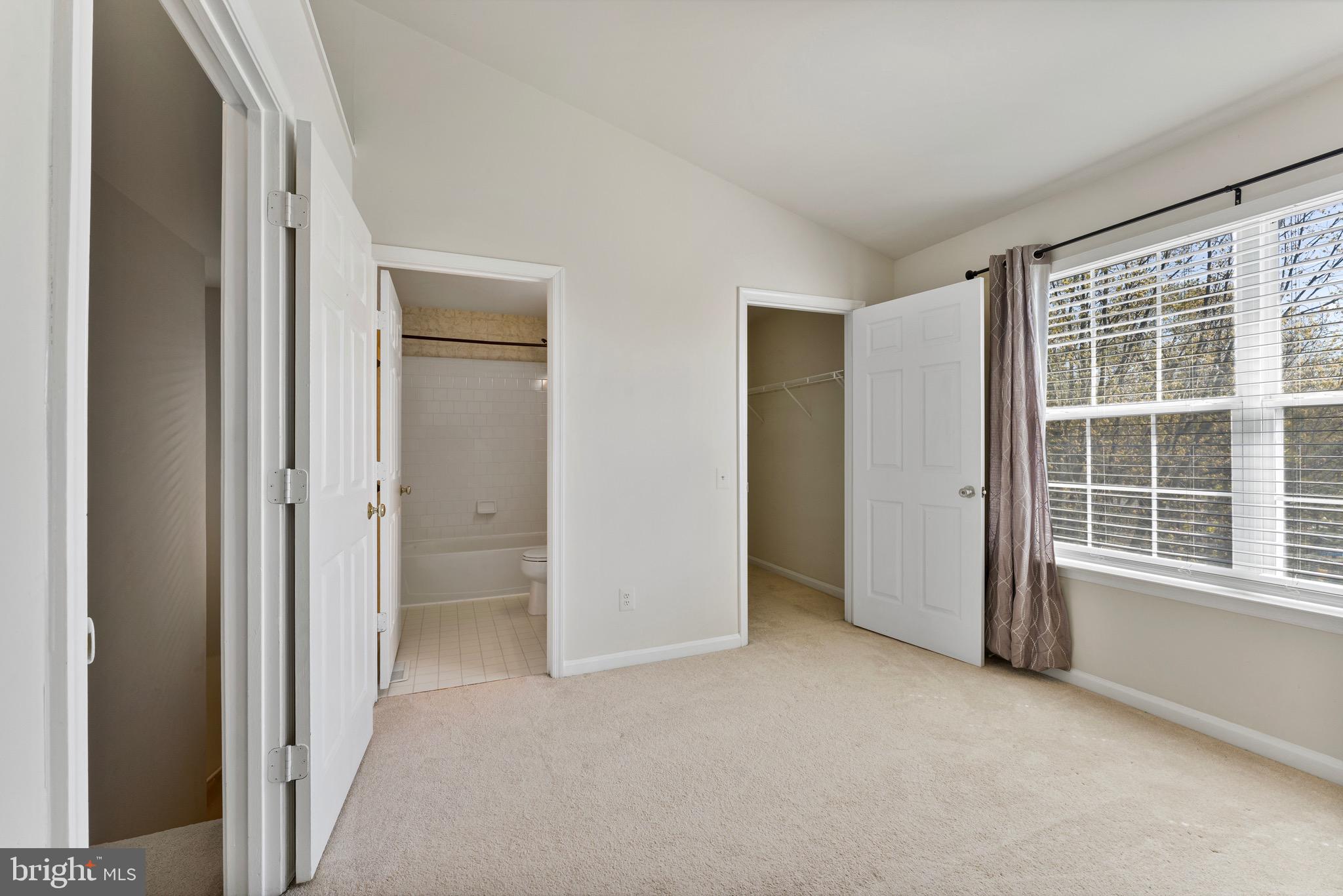 FAIR LAKES CONDO - Residential Lease