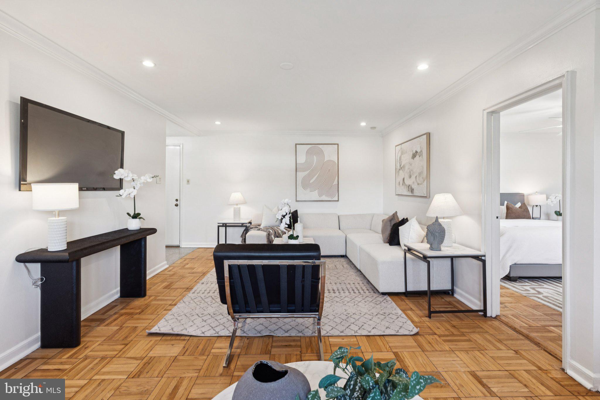 346 E LANCASTER AVENUE 309