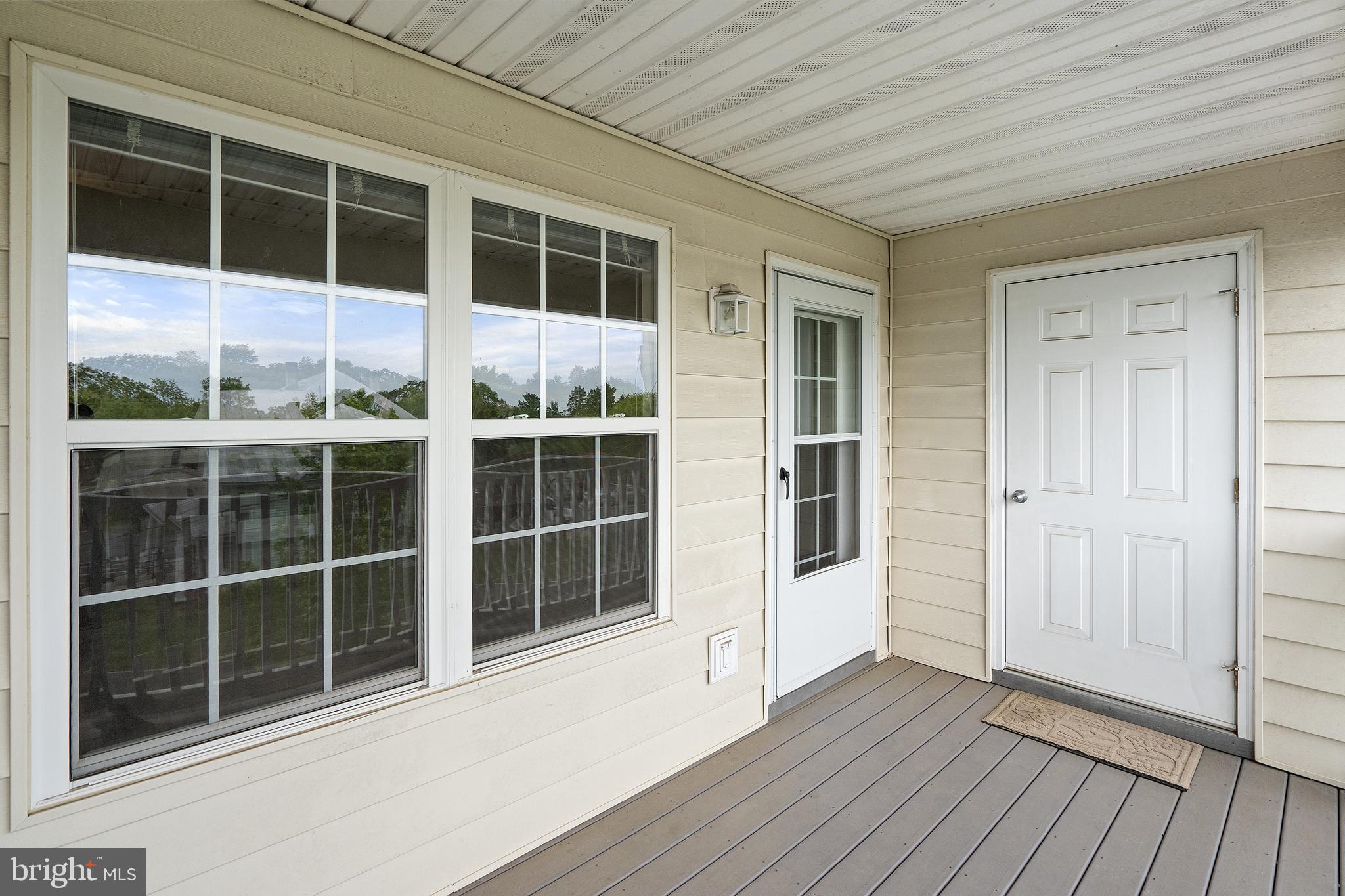 CEDAR LEE CONDOMINIUM - Residential Lease