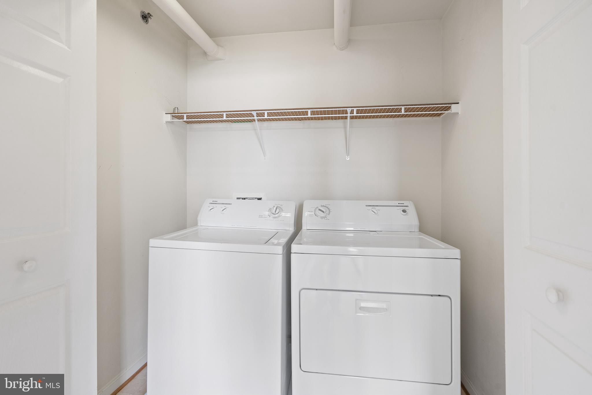 CEDAR LEE CONDOMINIUM - Residential Lease