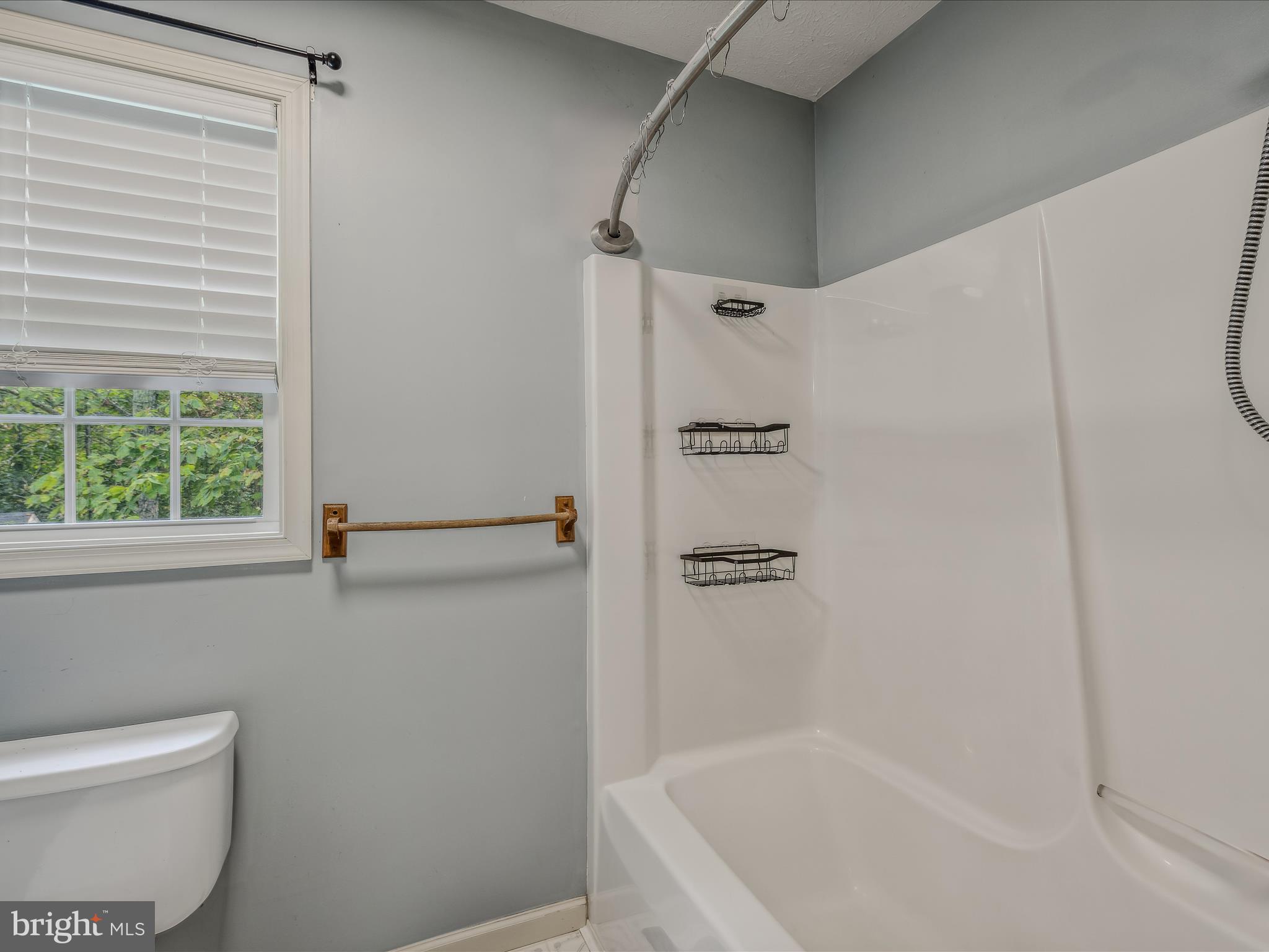 FOXCREST MANOR - Residential