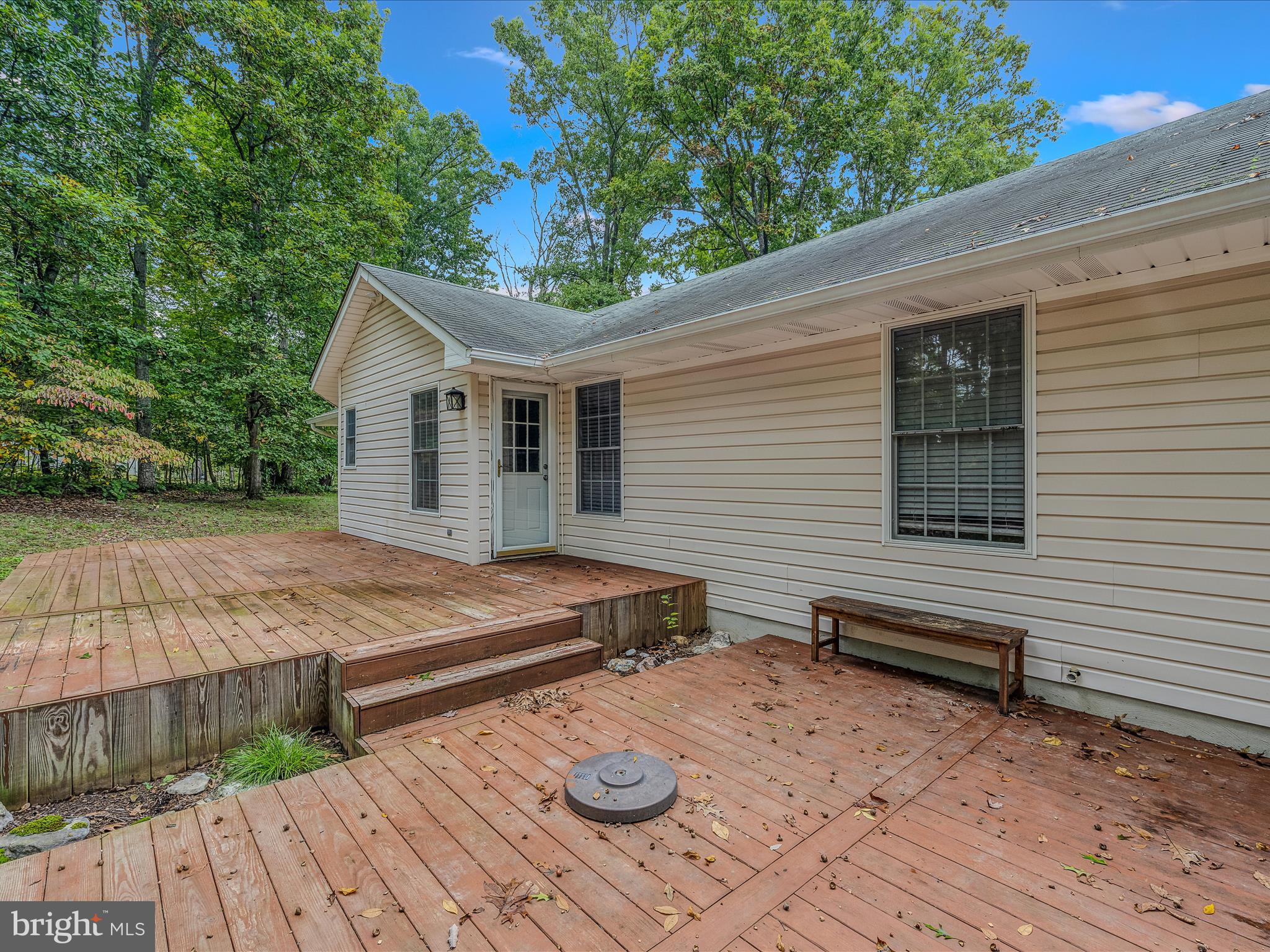 FOXCREST MANOR - Residential