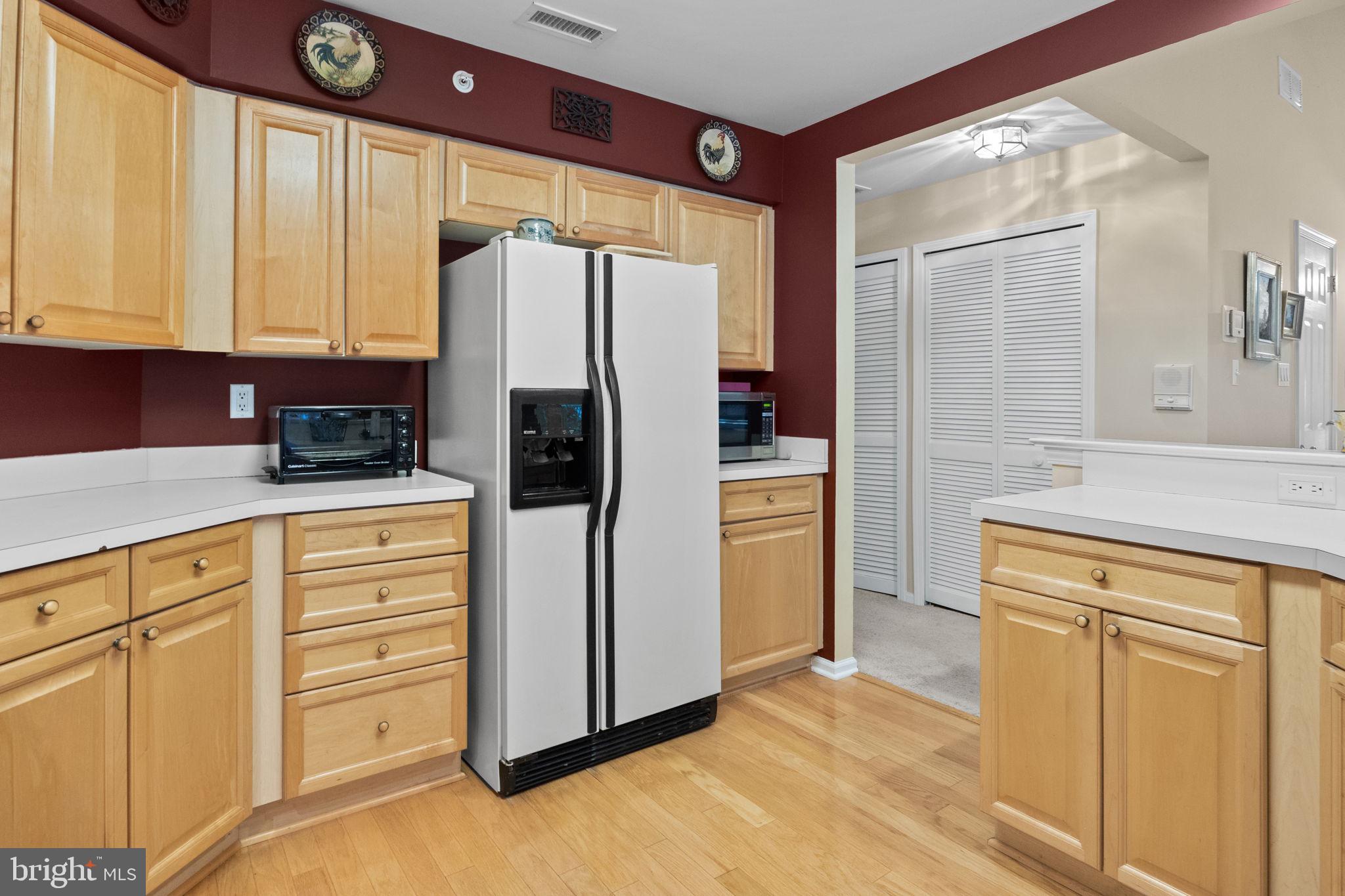 COUNTRY CROSSING - Residential