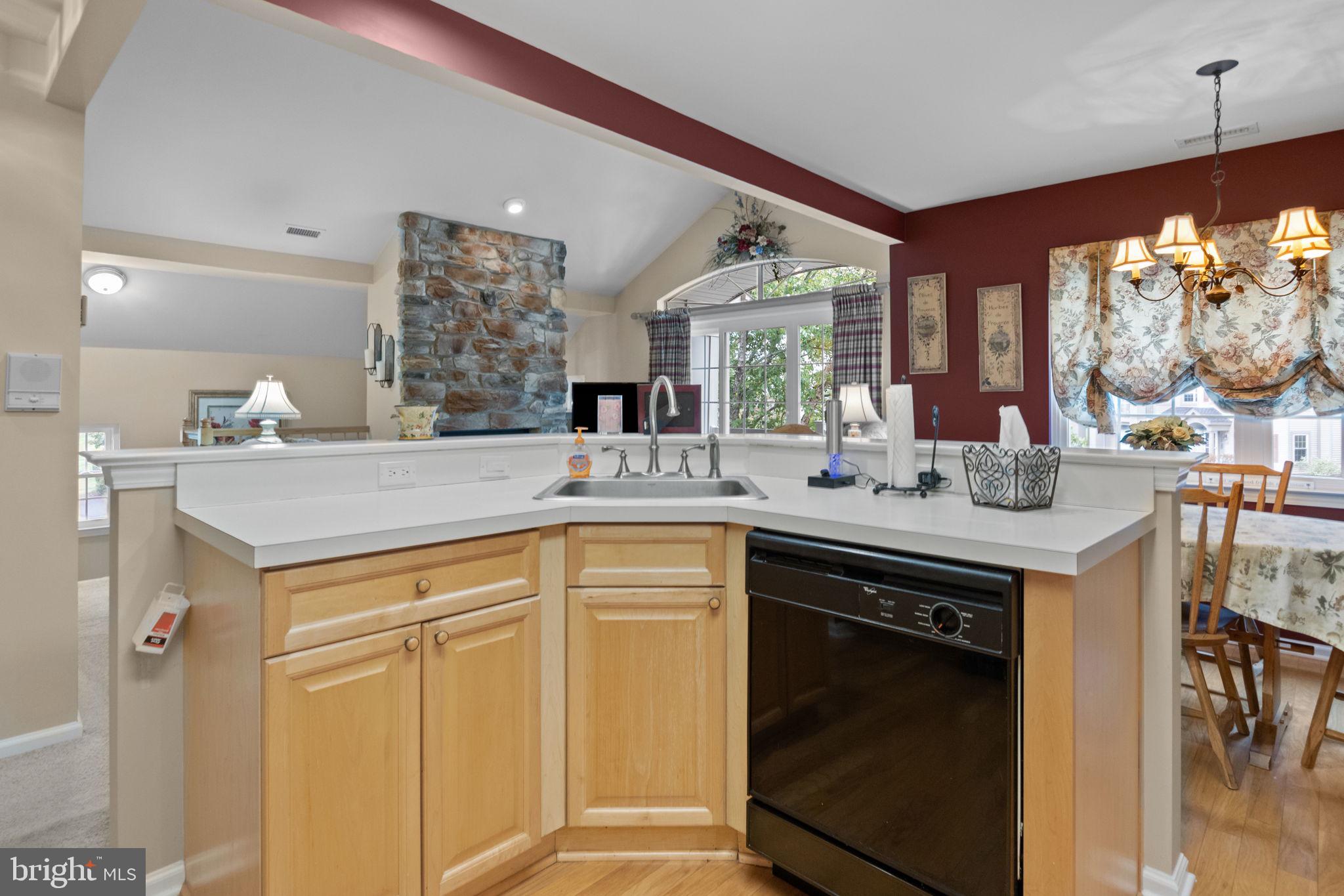 COUNTRY CROSSING - Residential