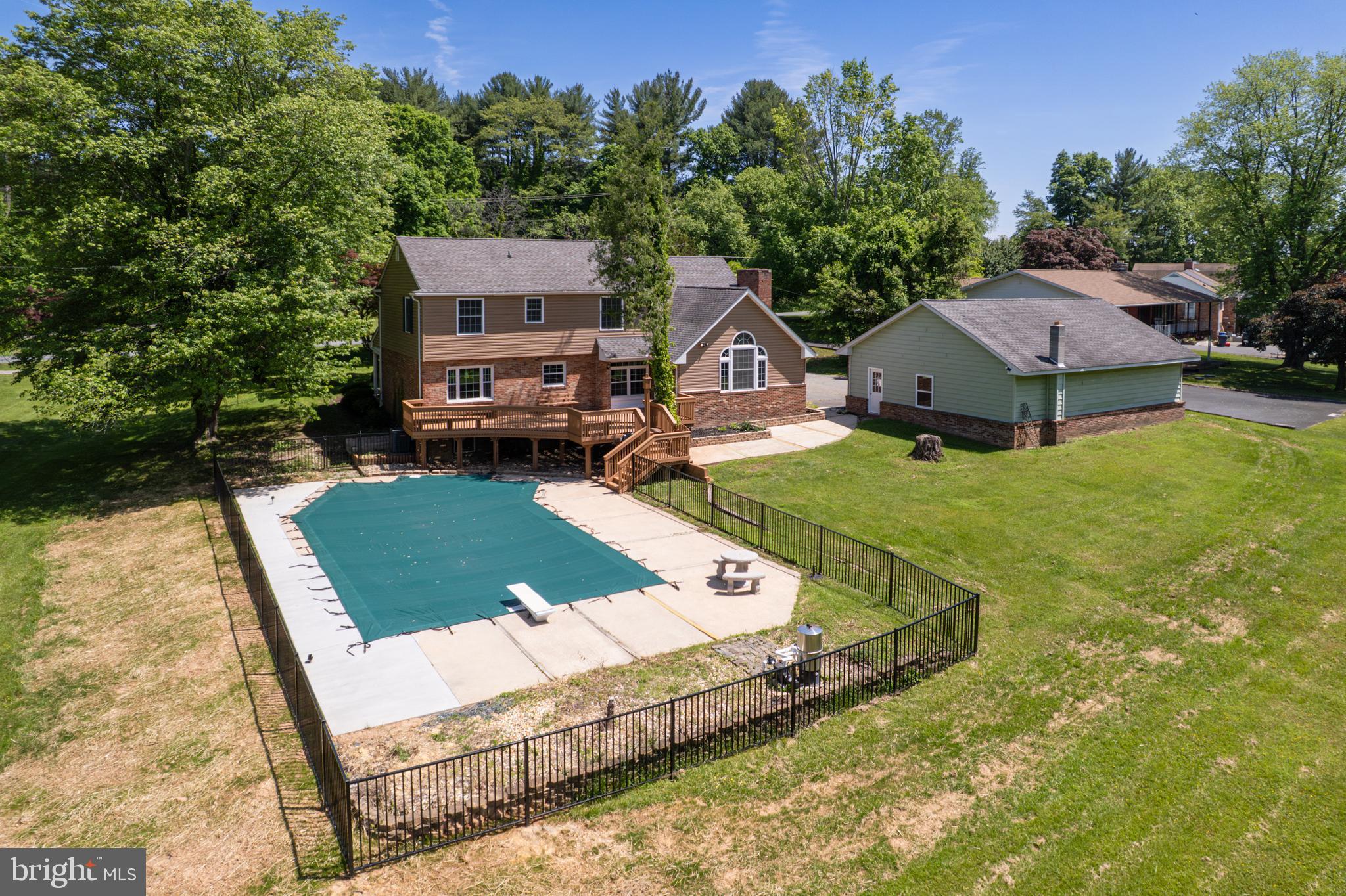 1905 STOCKTON ROAD