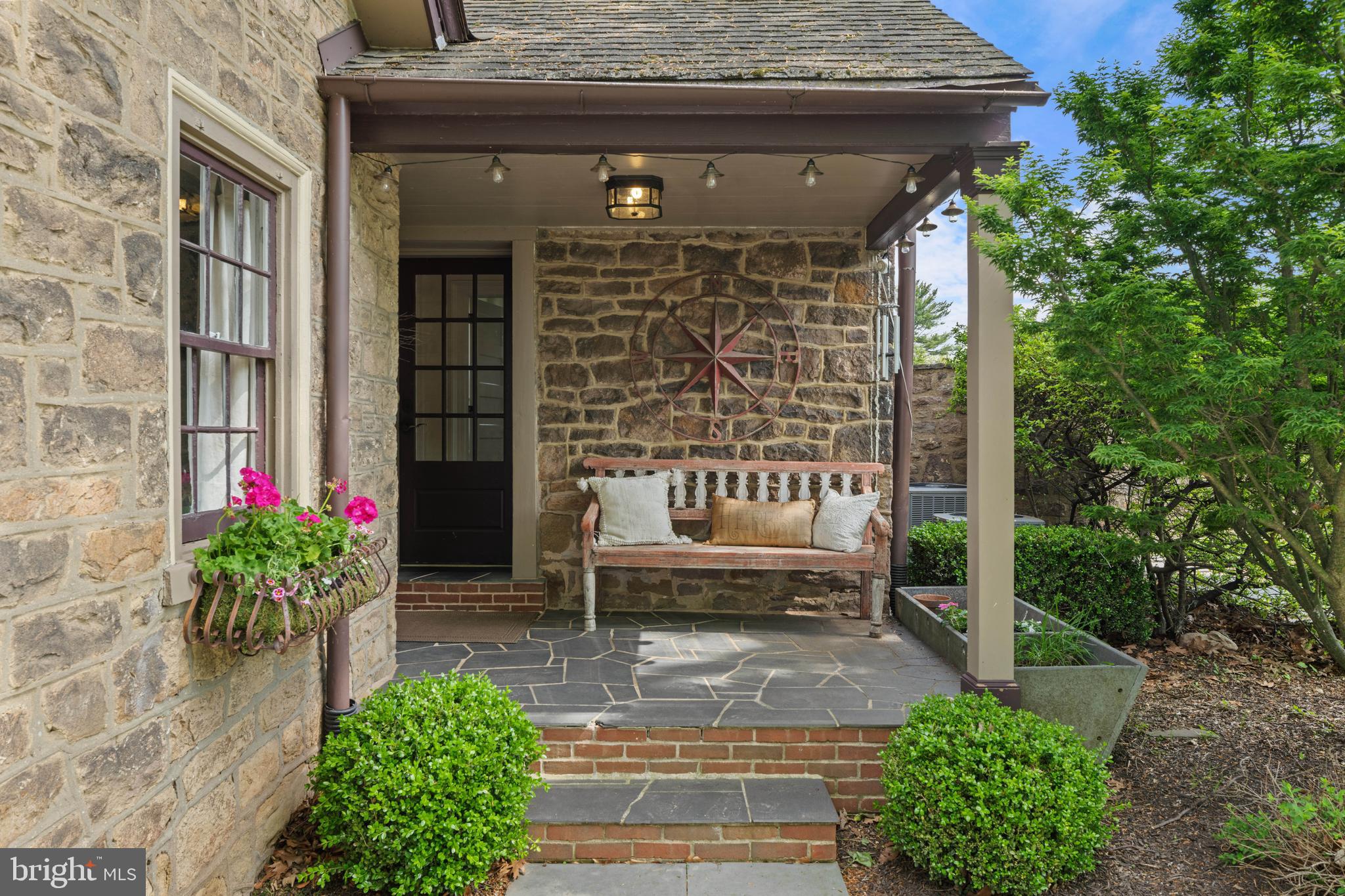 BLUE BELL - Residential