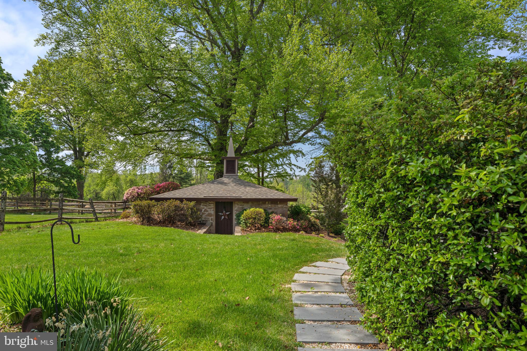 BLUE BELL - Residential