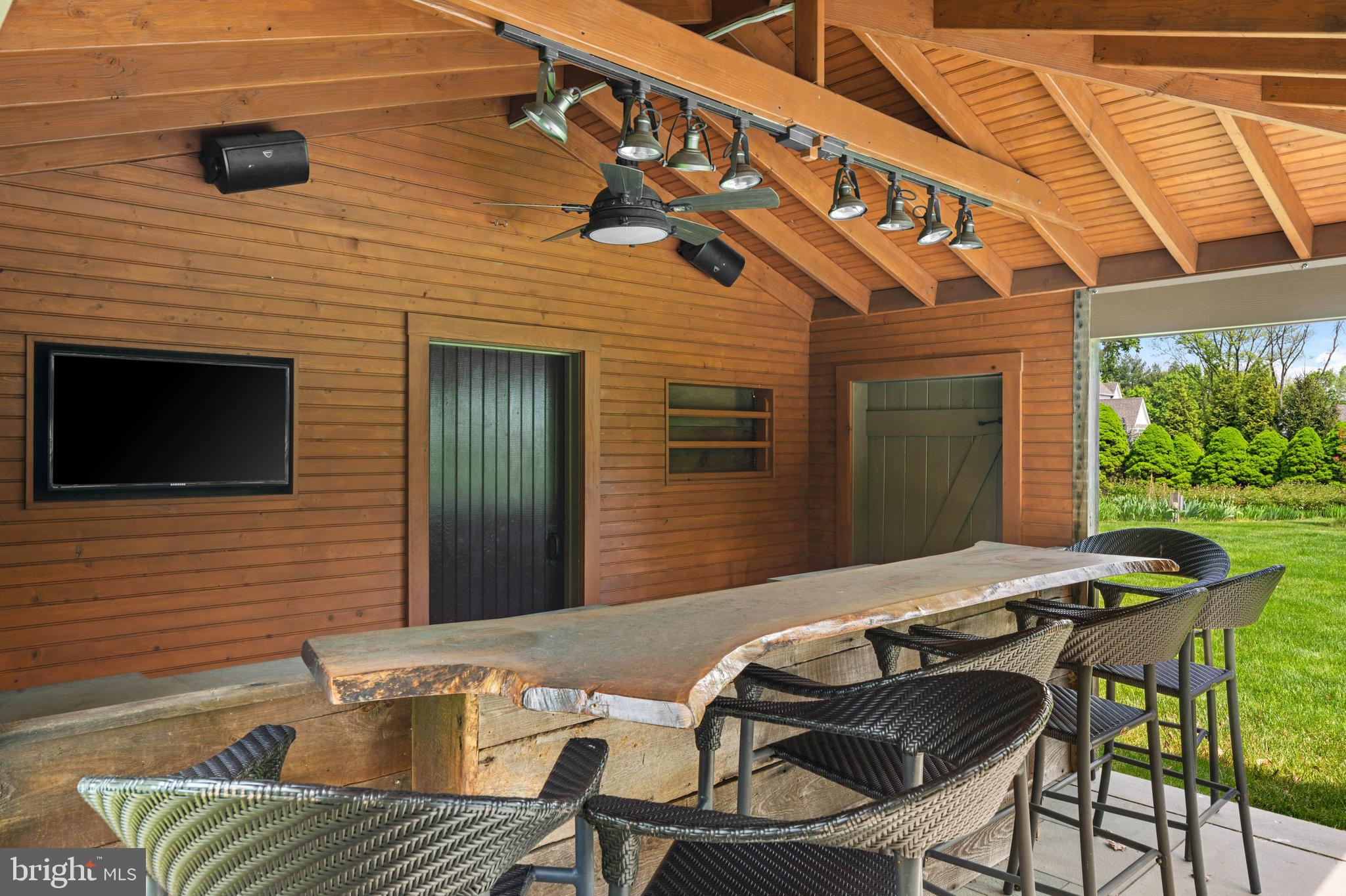 BLUE BELL - Residential