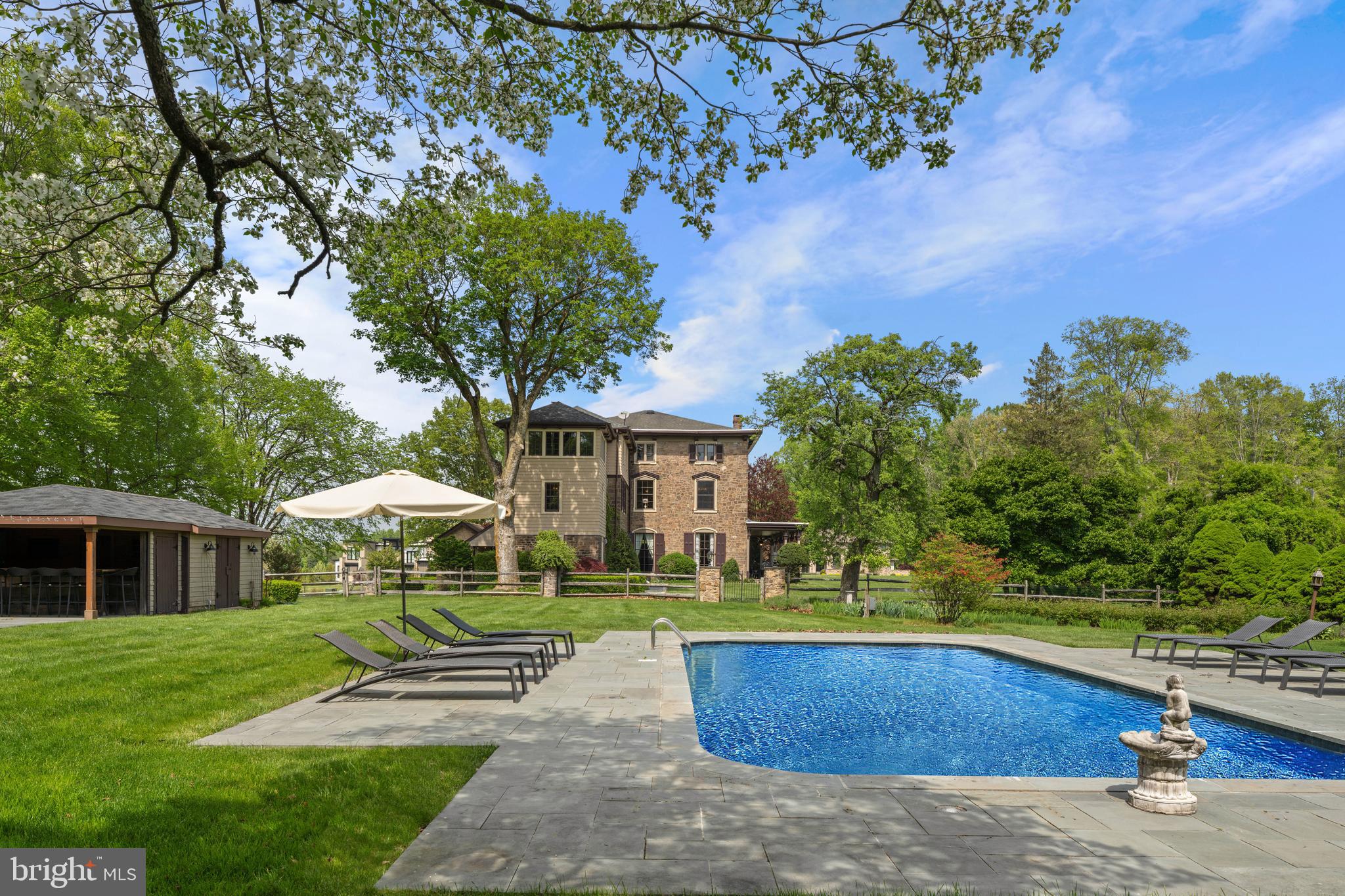 BLUE BELL - Residential