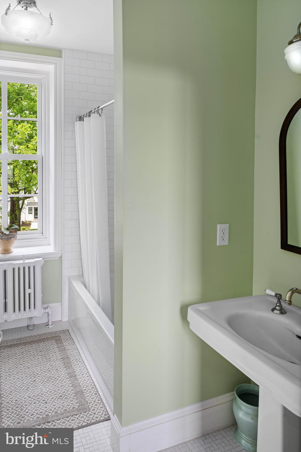 BLUE BELL - Residential