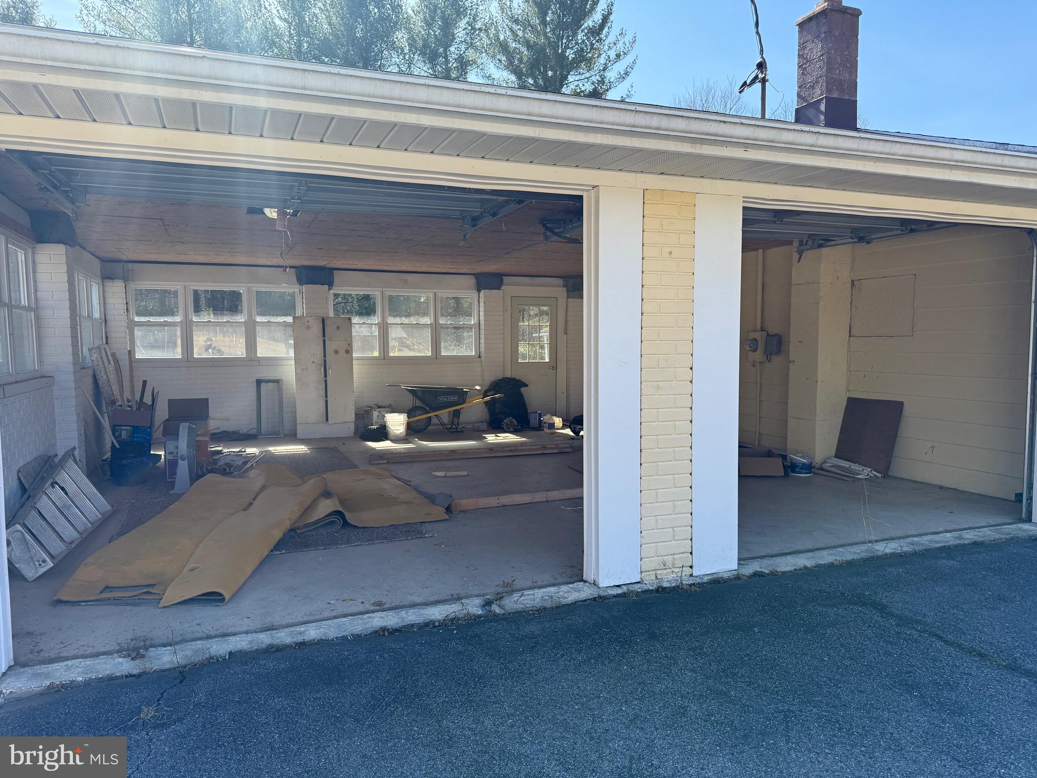 AMBERSON VALLEY - Residential